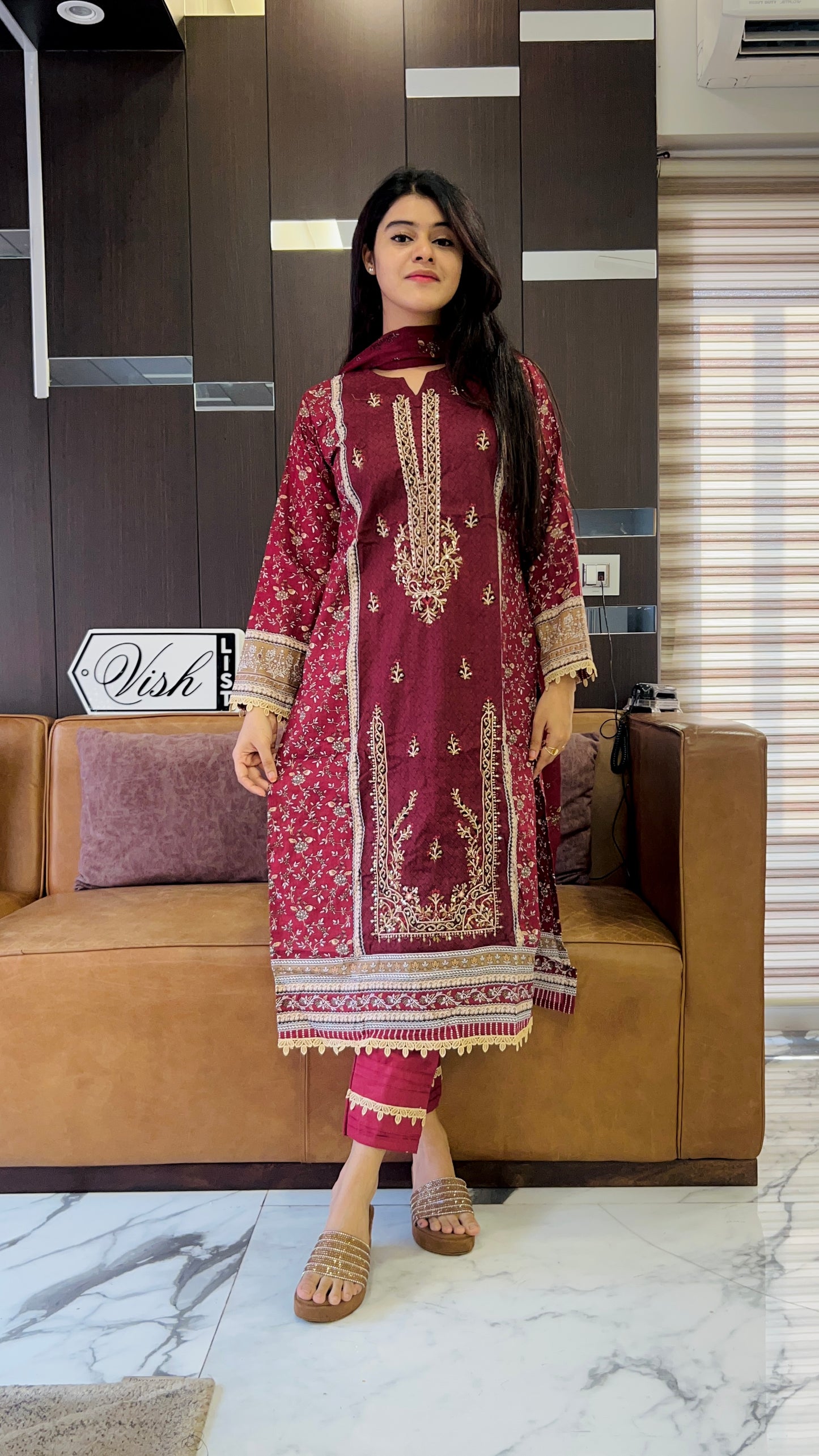 Fiza Pakistani Lawn Set 04