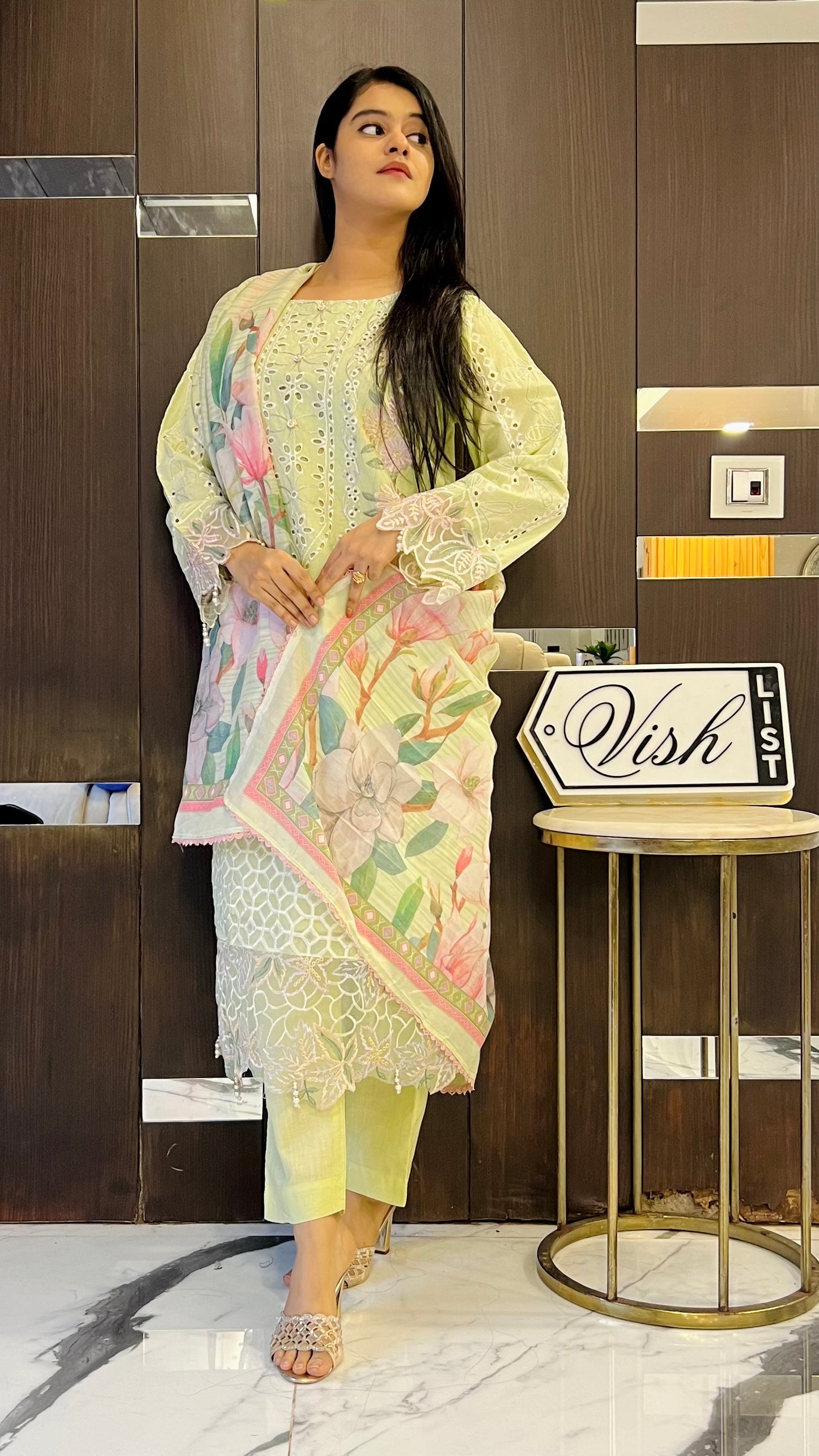 Hania Cutwork Pakistani Lawn Set 09