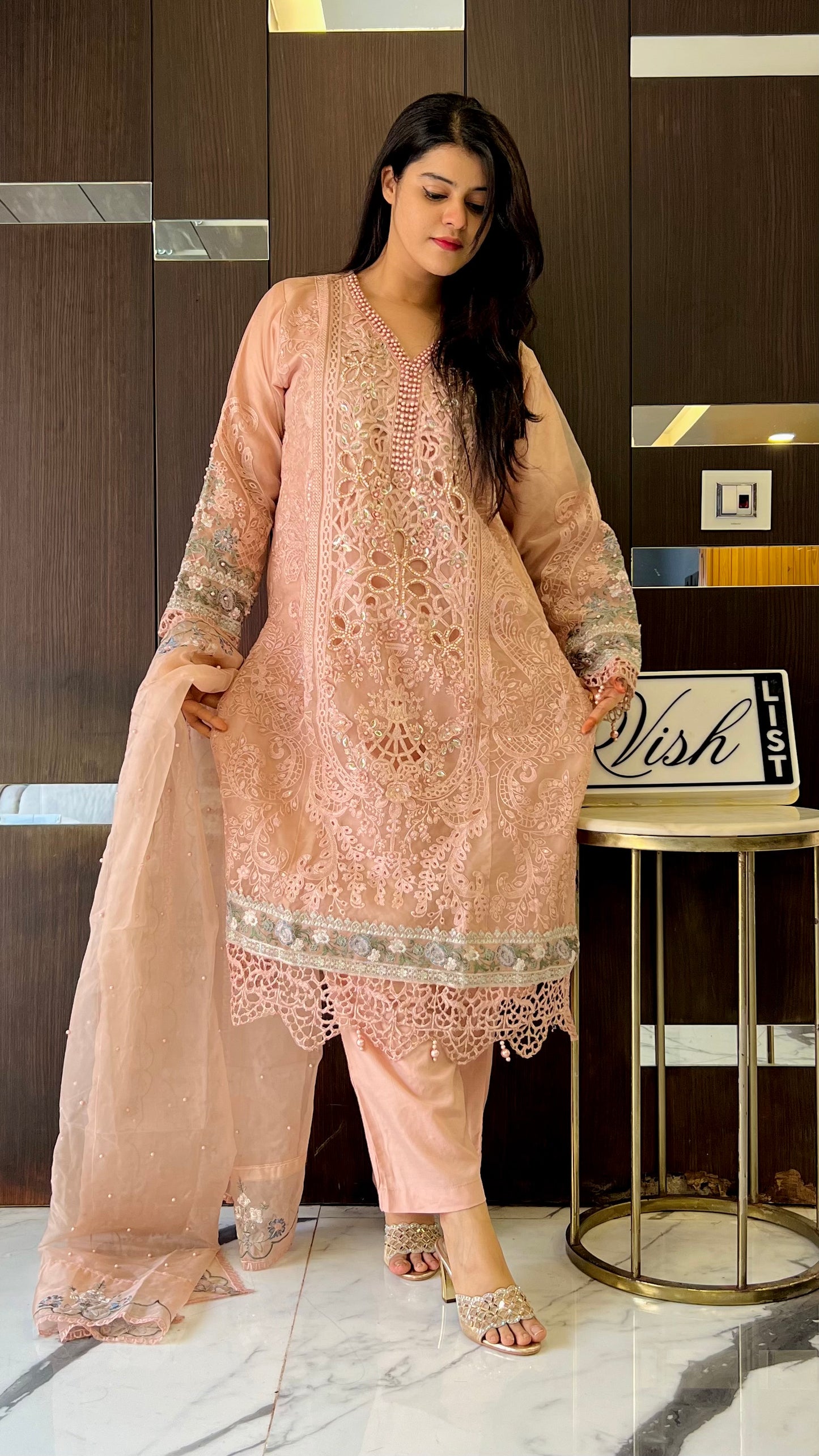 Safeera Pakistani Formal 07