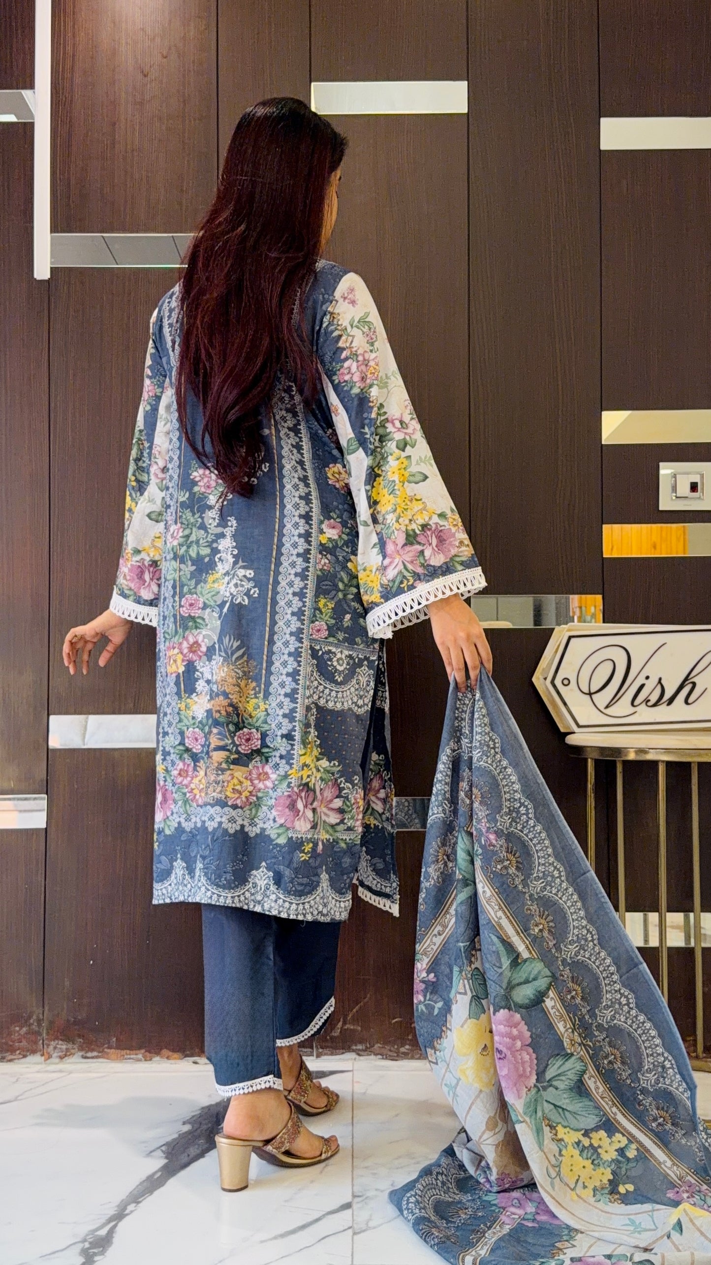 Raunak-e-Ramadan Pakistani Lawn Set 06