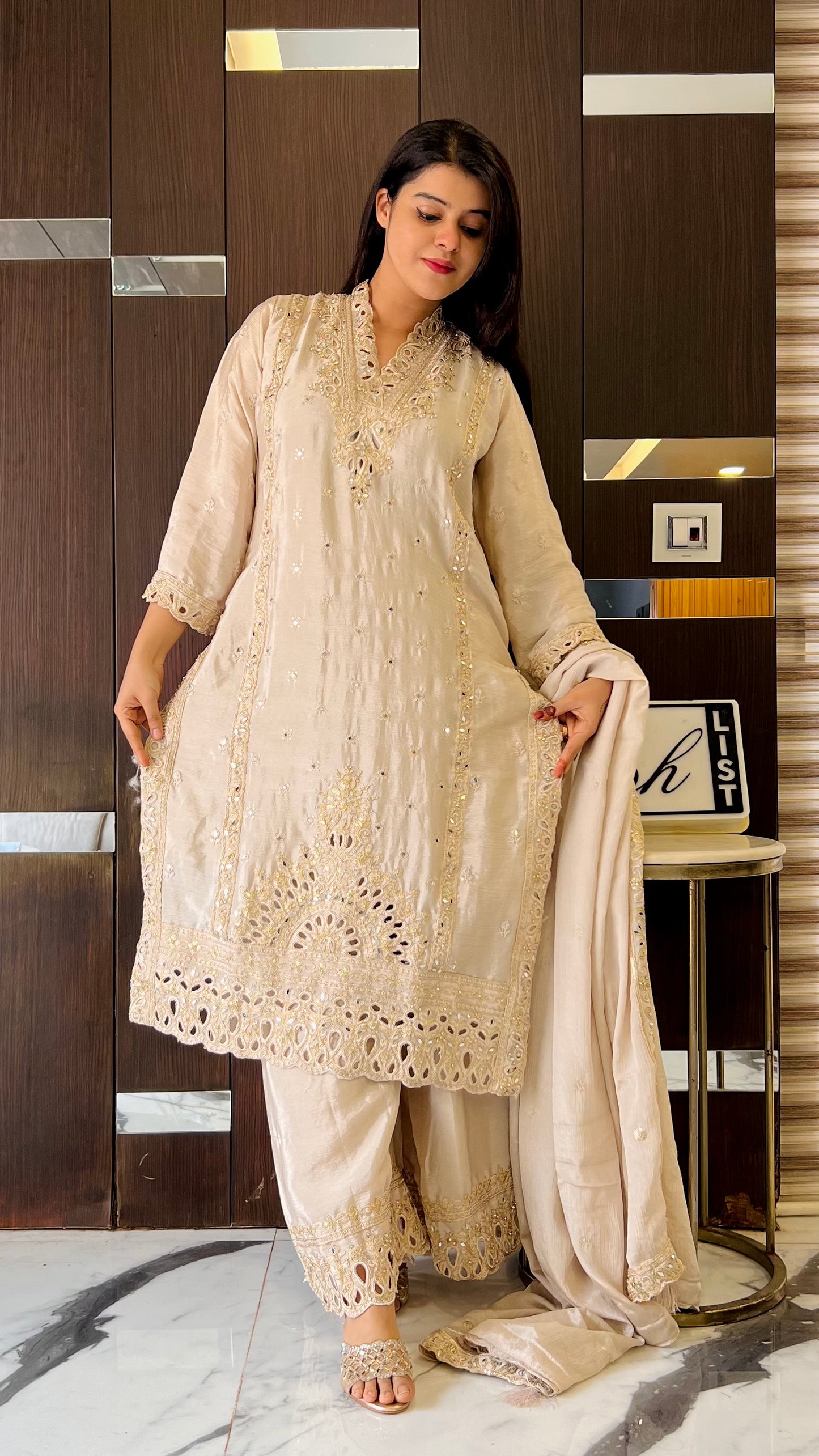 Safeera Pakistani Formal 11