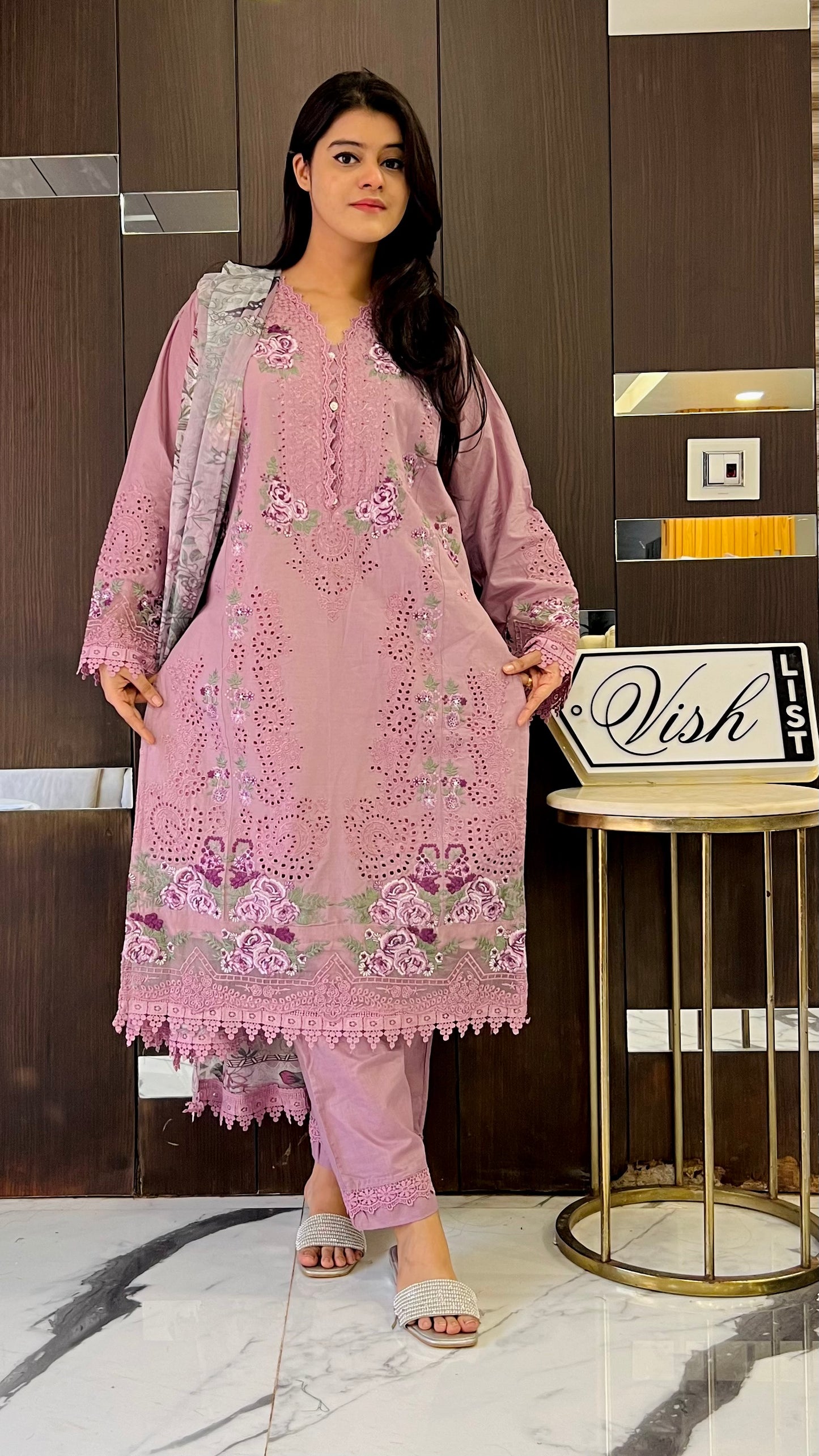Hania Pakistani Luxe Lawn Set 02