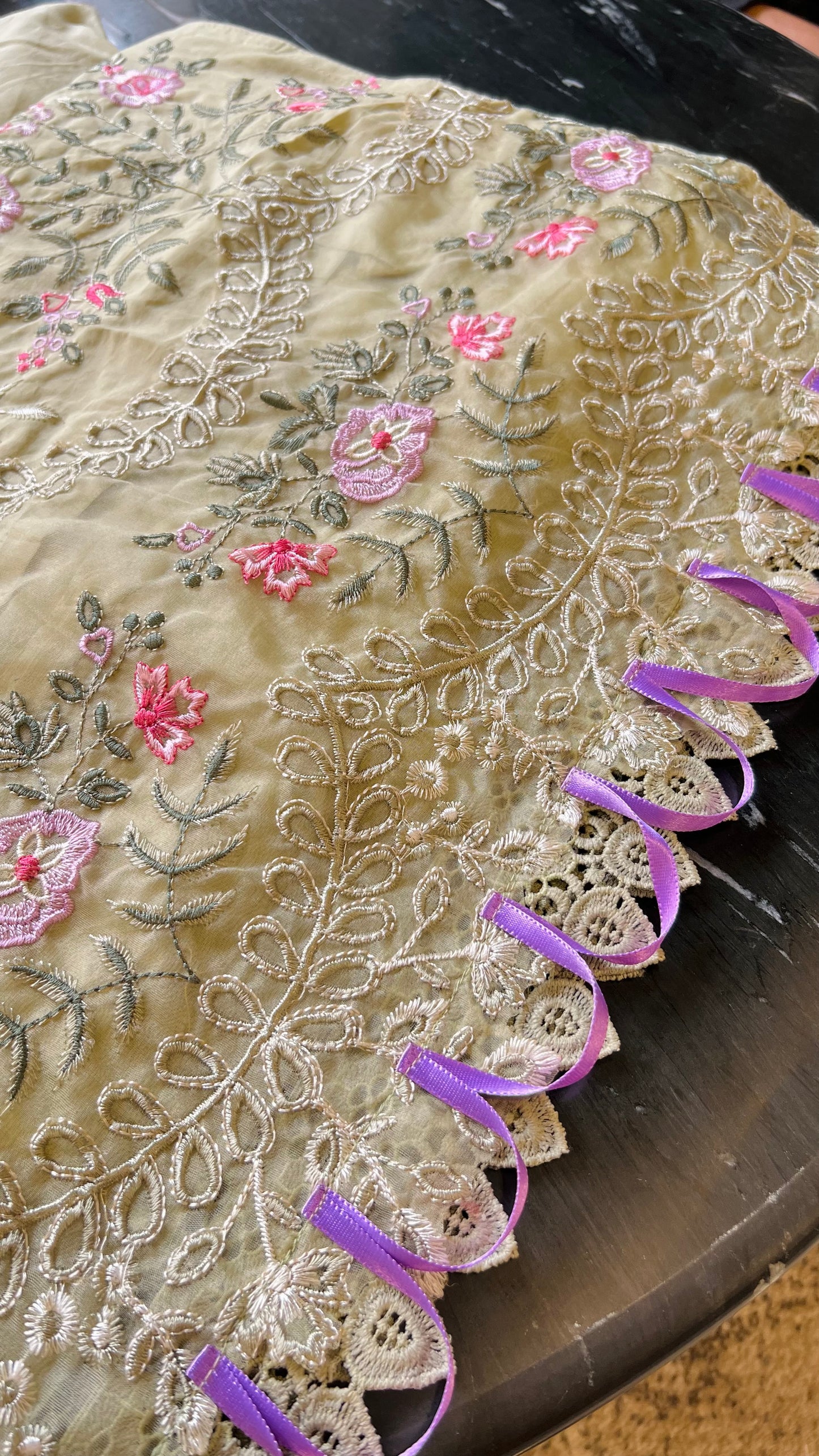 Hania Pakistani Luxe Lawn Set 05