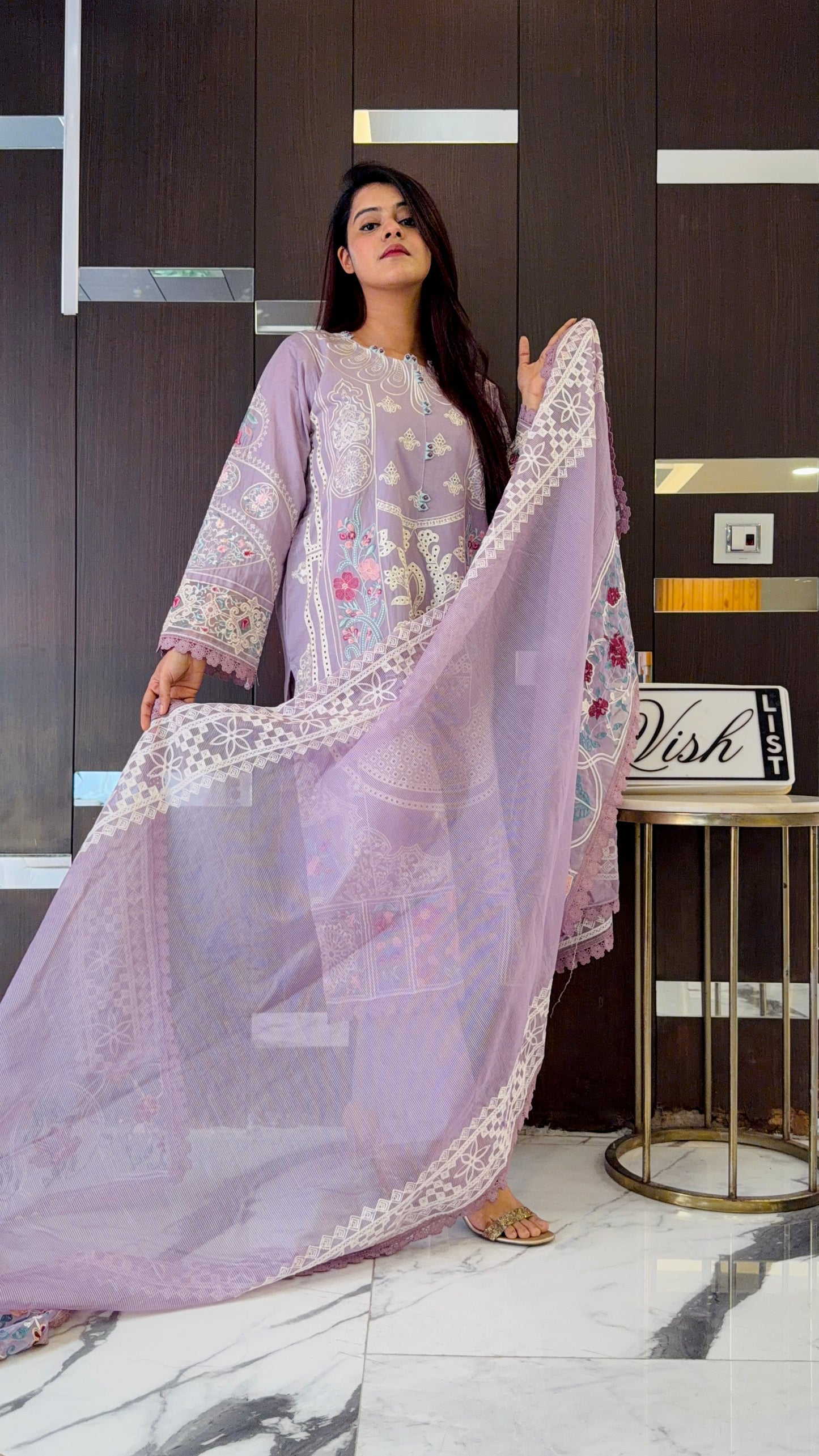 Jazmin Pakistani Luxe Lawn Set 05