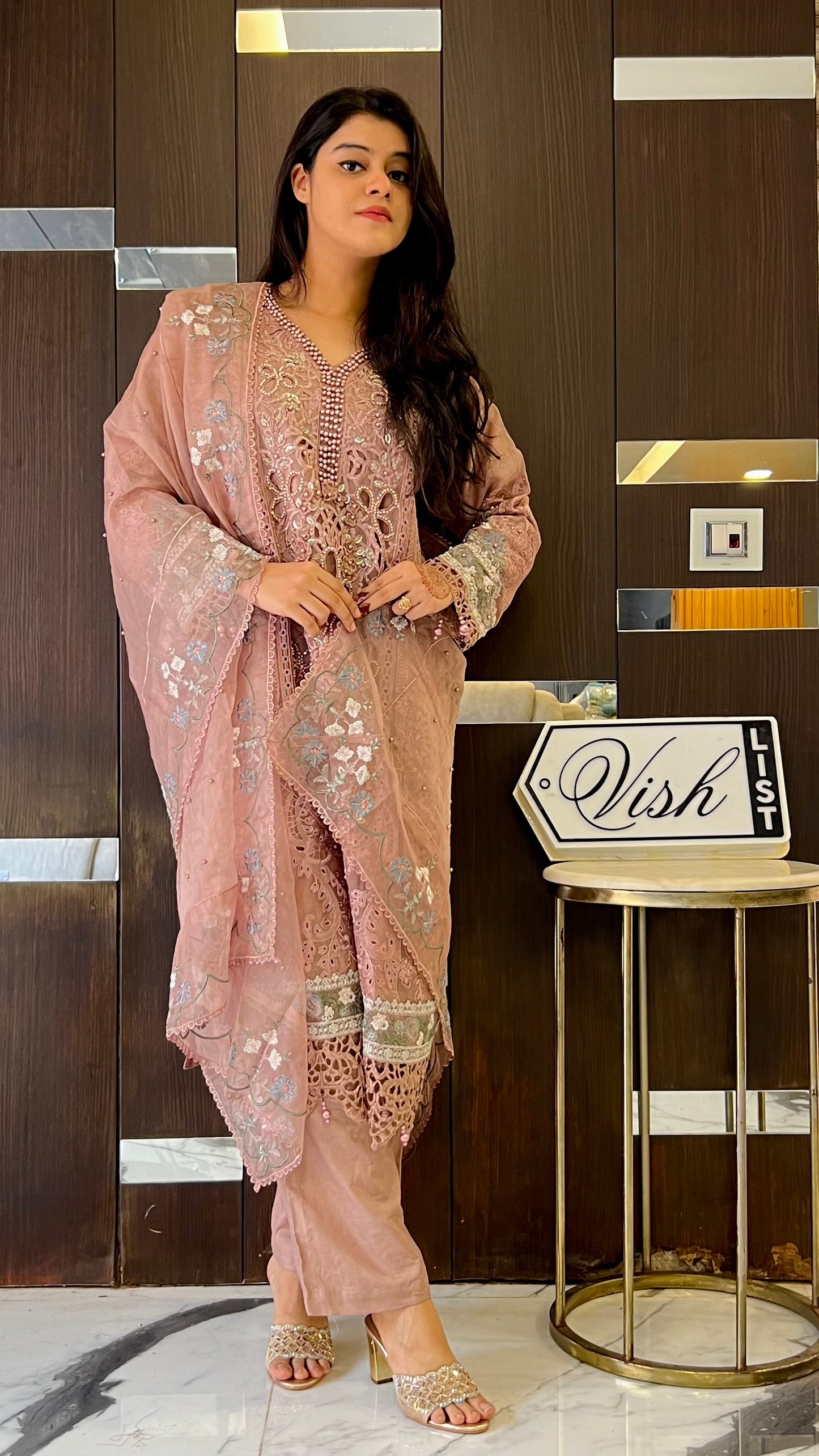 Safeera Pakistani Formal 06