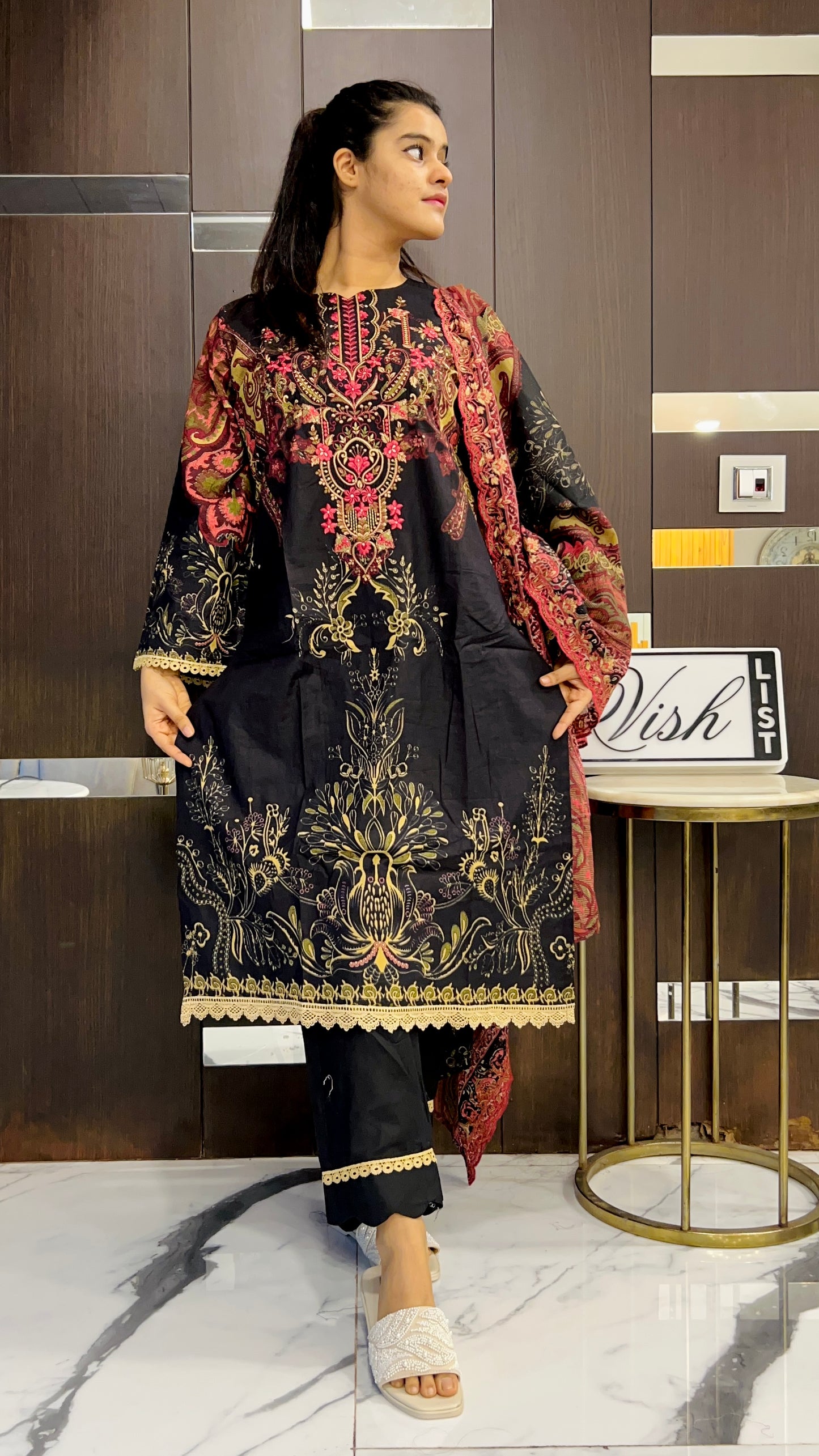 Pakistani Lawn Set LS 62