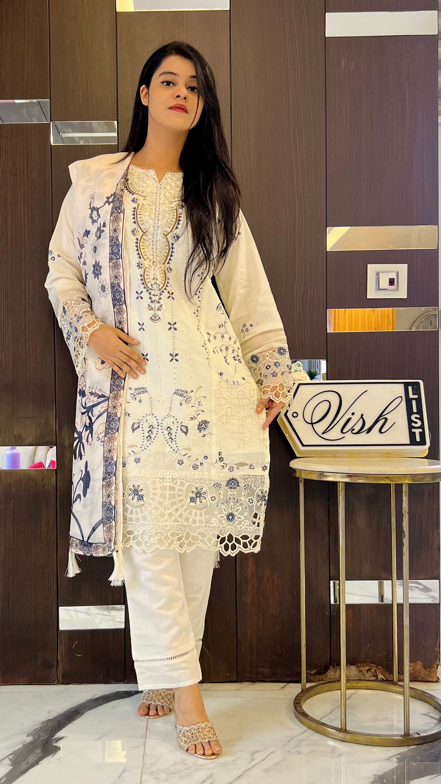 Nazm Pakistani Formal Set 09