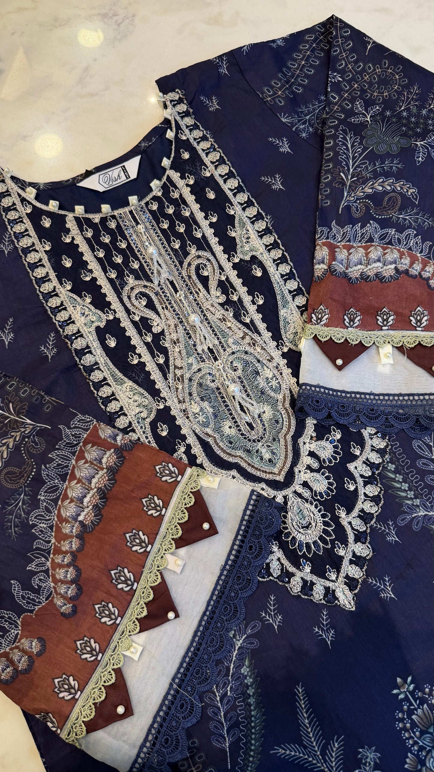 Shamah Pakistani Lawn Set 01