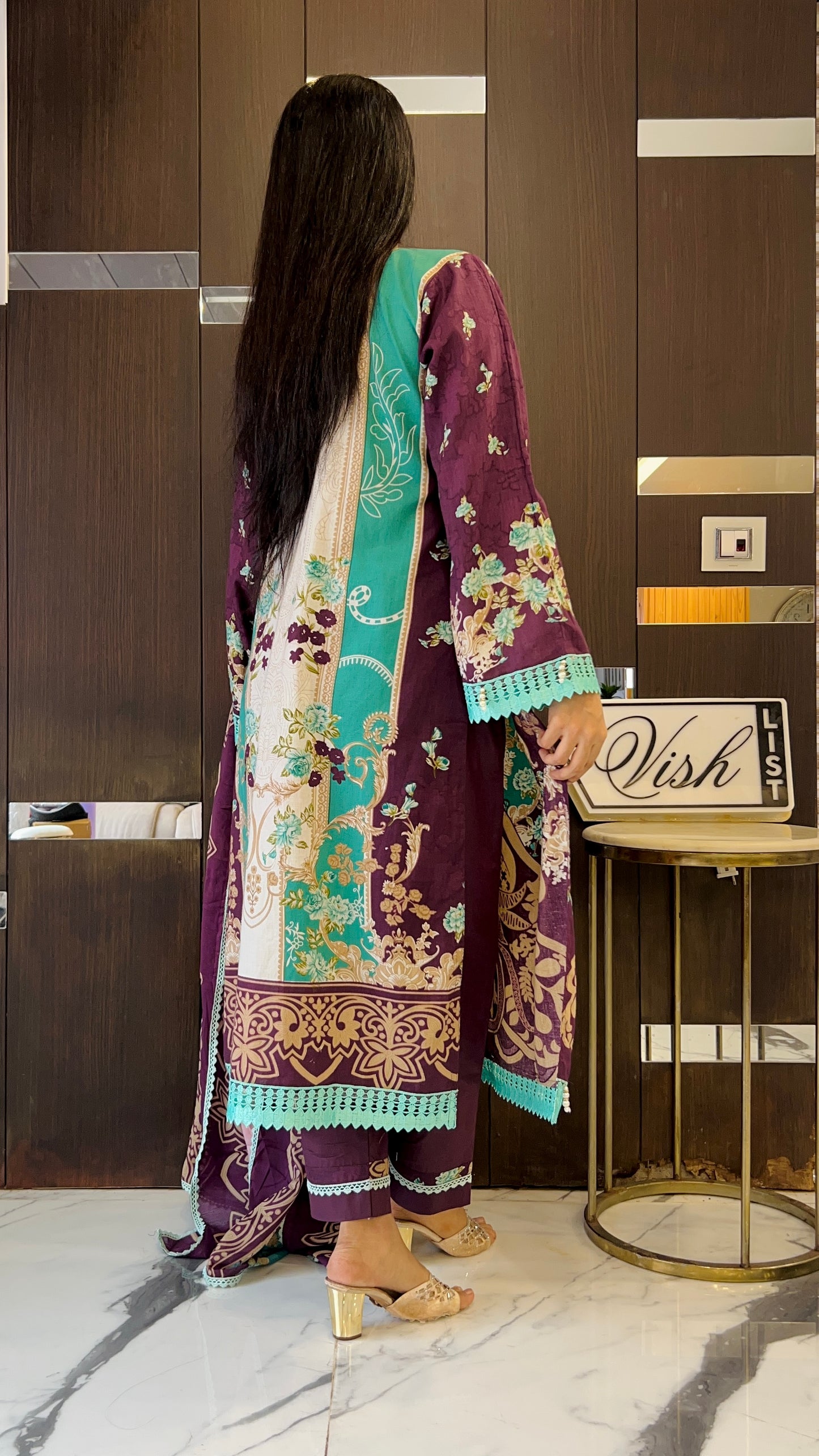 Lubna Pakistani Lawn Set Up 12
