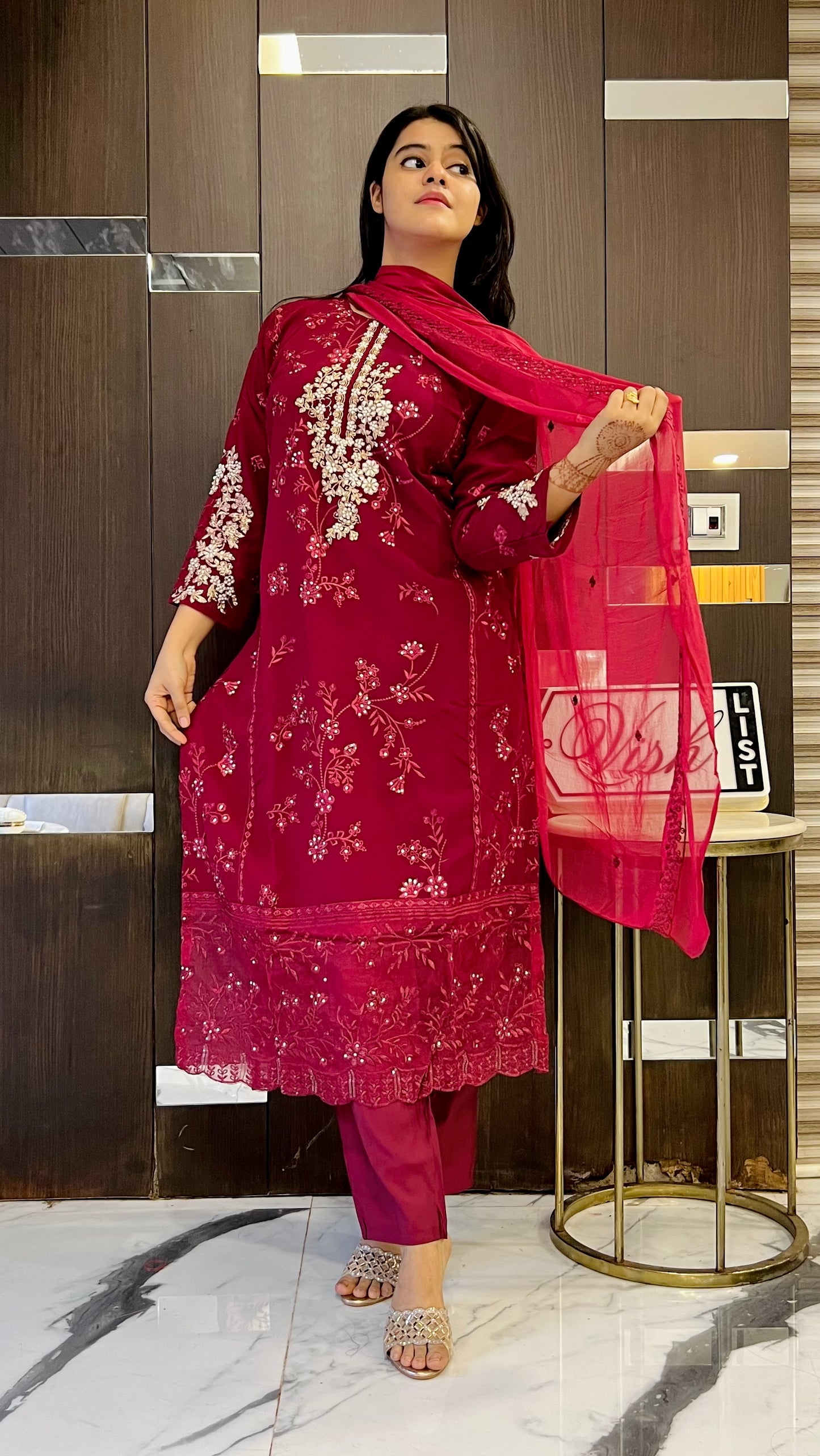 Safeera Pakistani Formal 08
