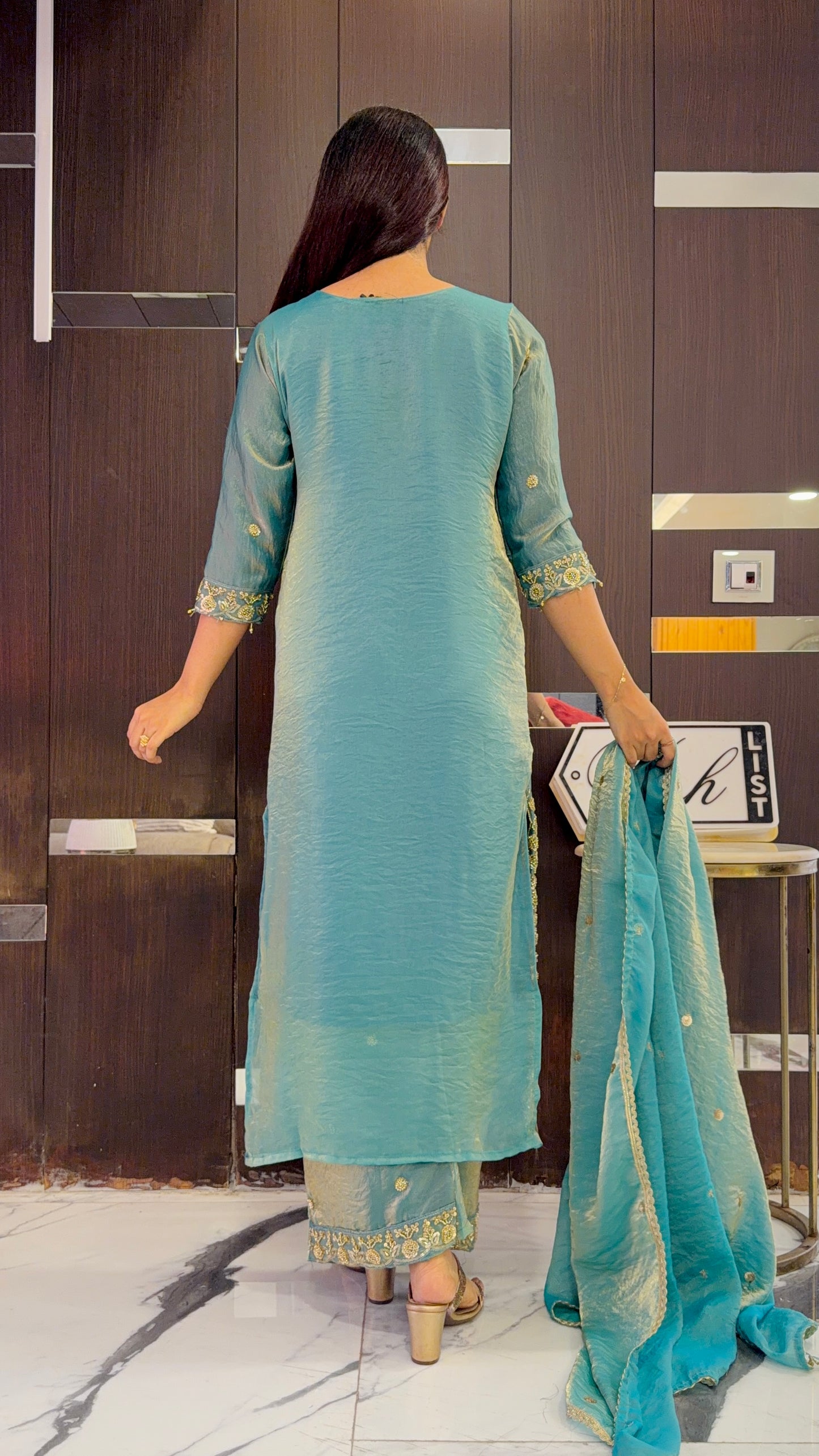 Mariyam Pakistani Formal Set 02