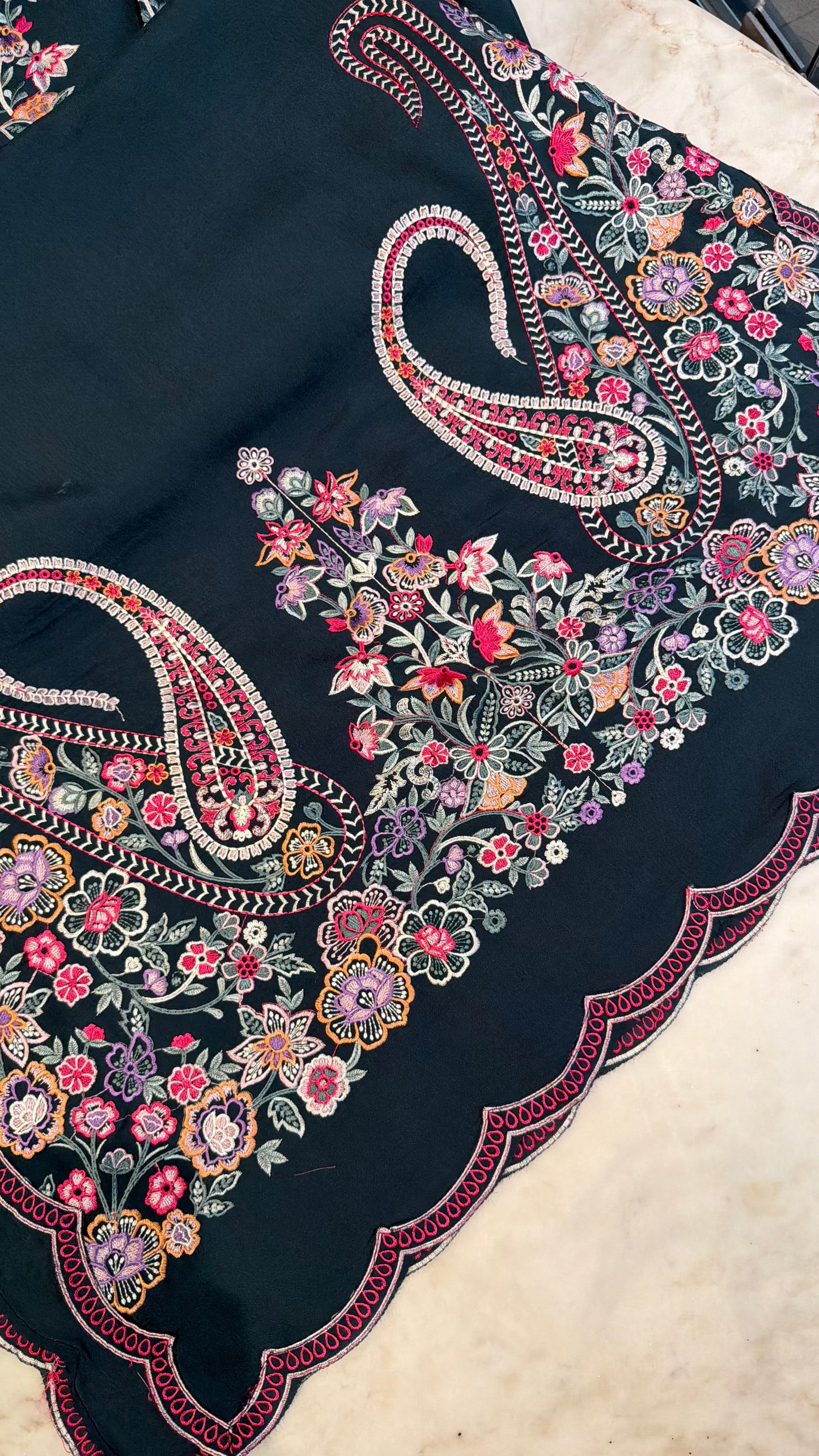 Pari Pakistani Kaftan Set 19