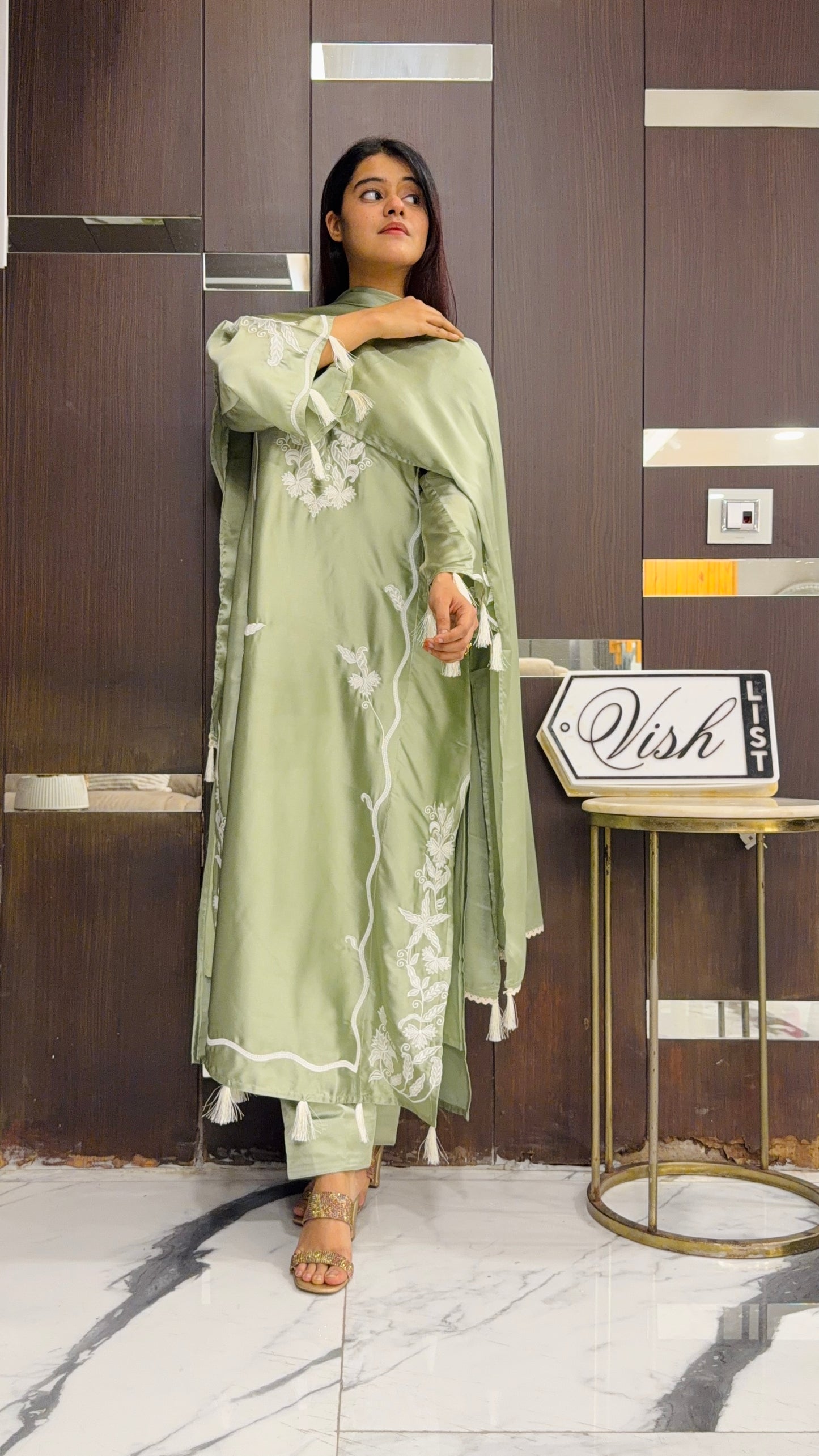 Sophia Solid Pakistani Suit 08
