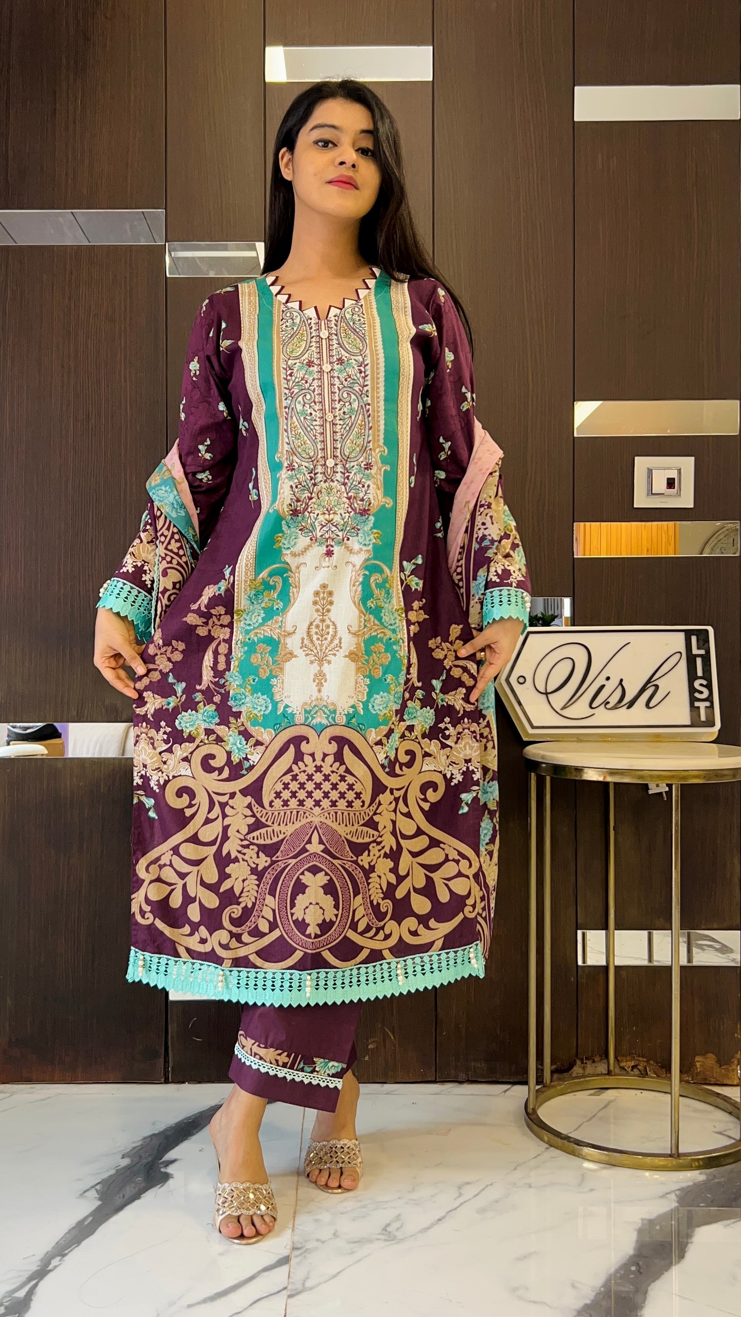 Lubna Pakistani Lawn Set Up 12