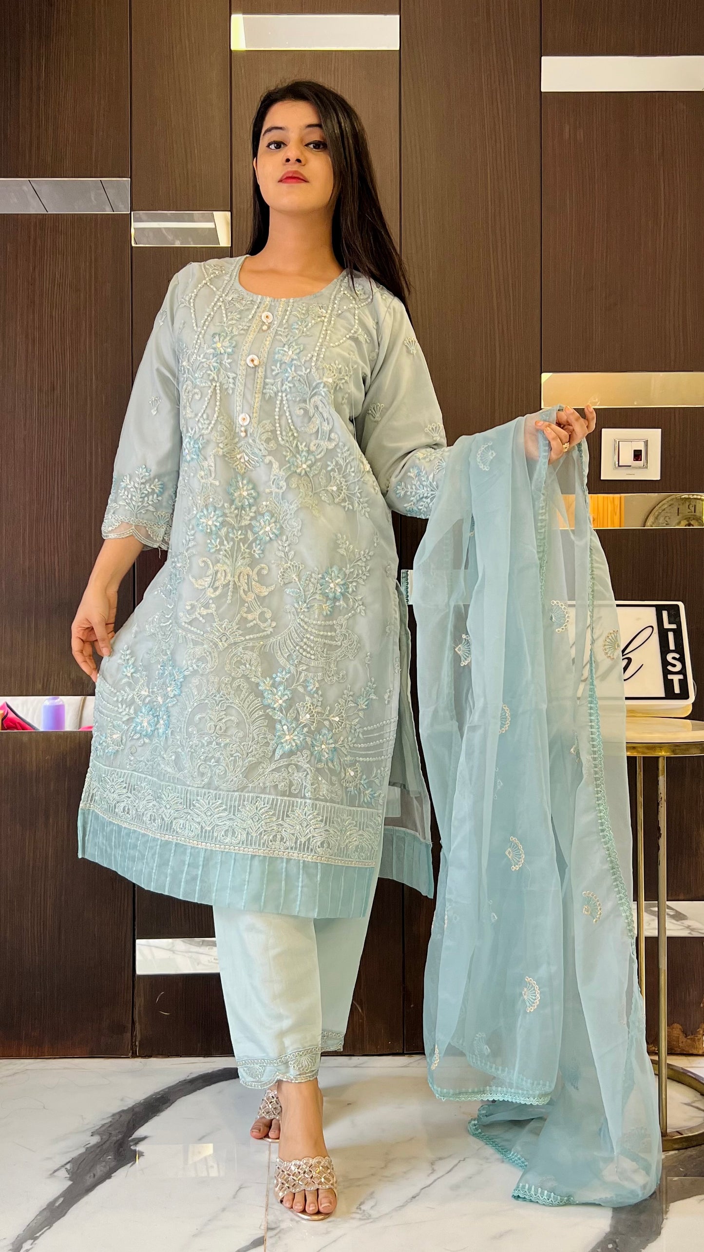 Nazm Pakistani Formal Set 01