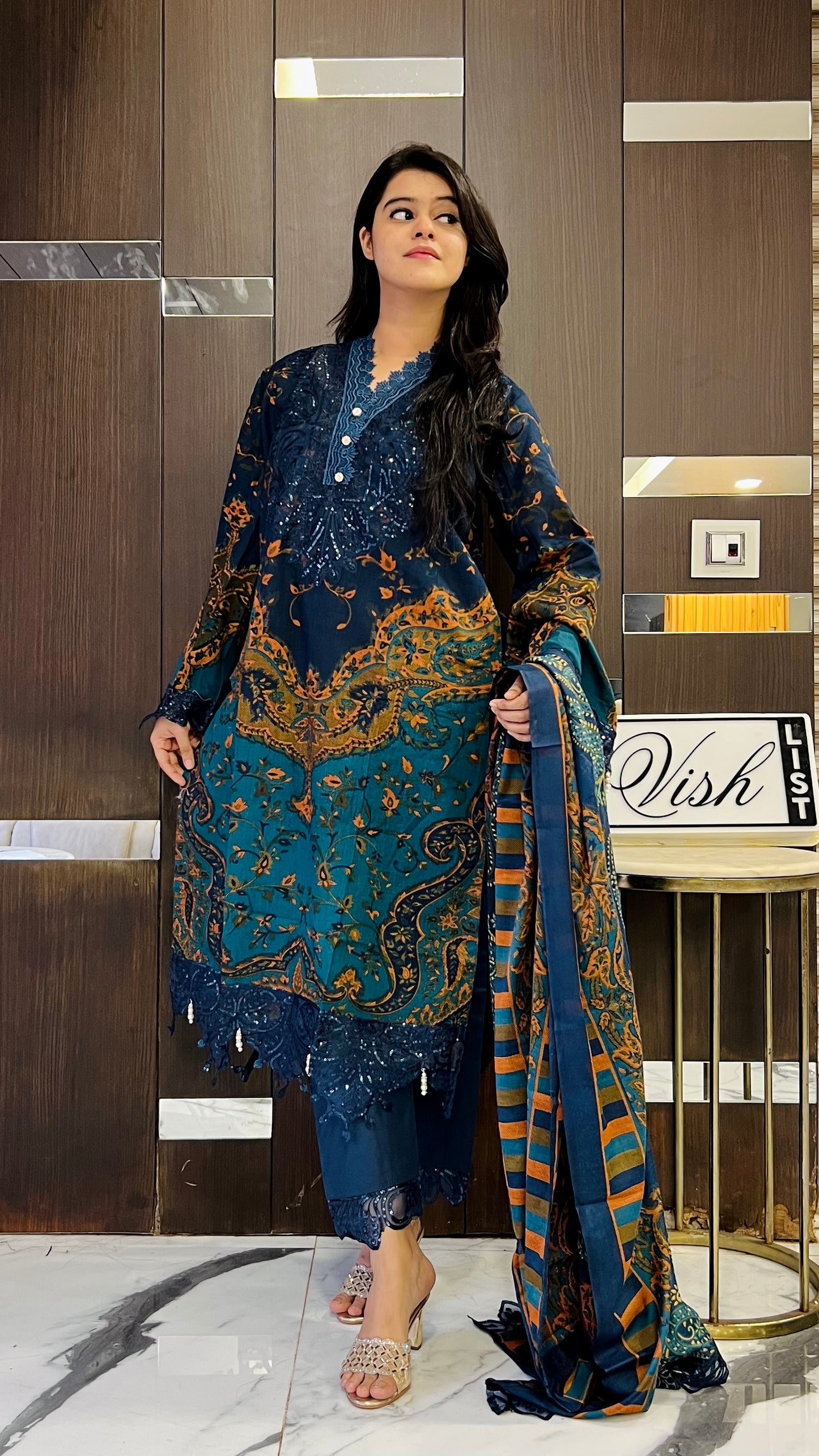 Durefishan Pakistani Lawn Set 02 (Blue)