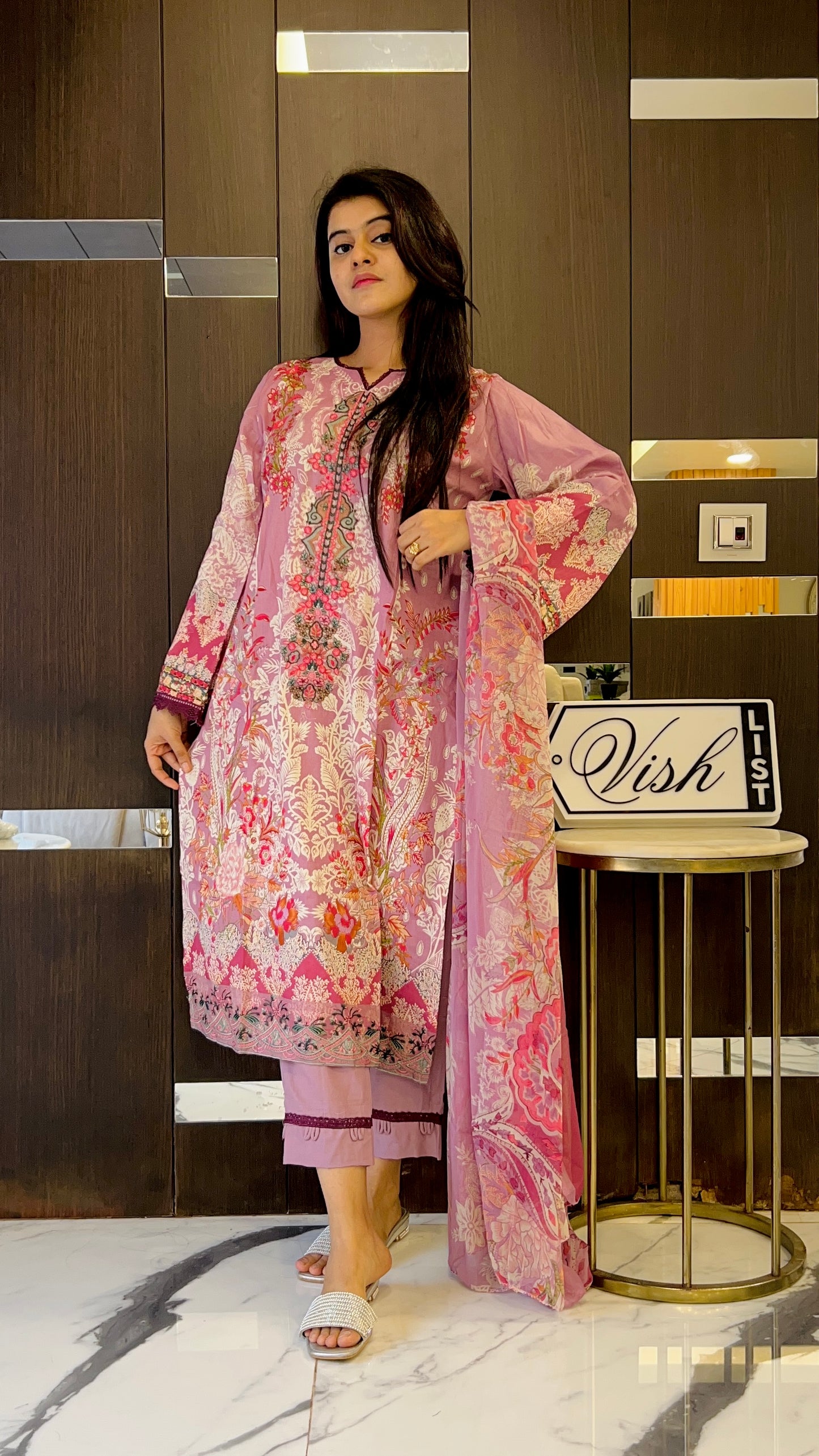 Pakistani Lawn Set LS 46