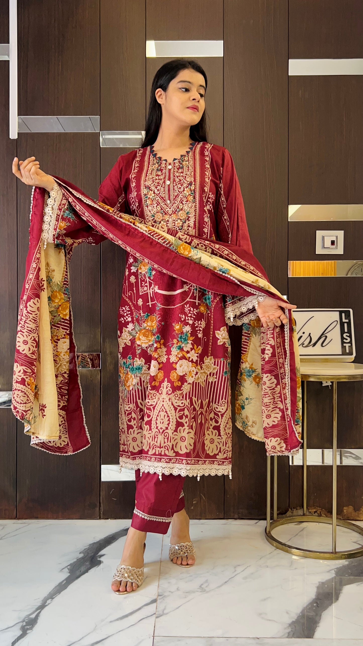 Lubna Pakistani Lawn Set Up 11