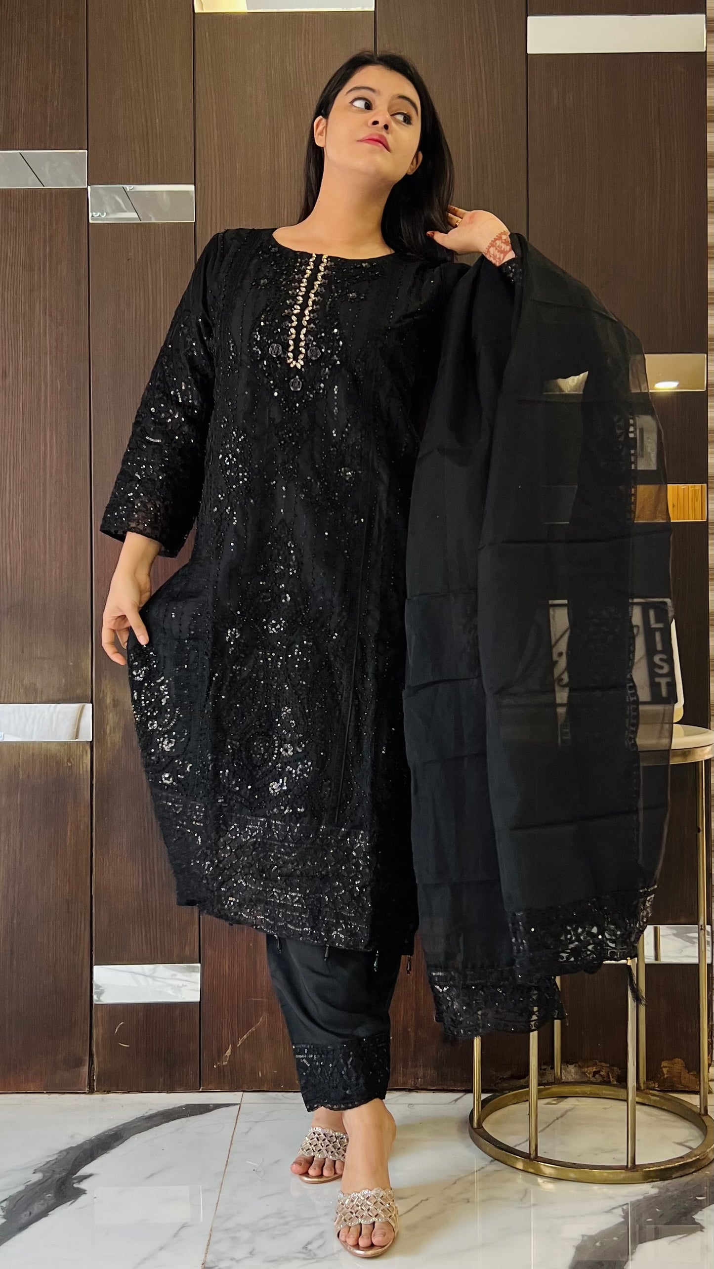 Safeera Pakistani Formal 10