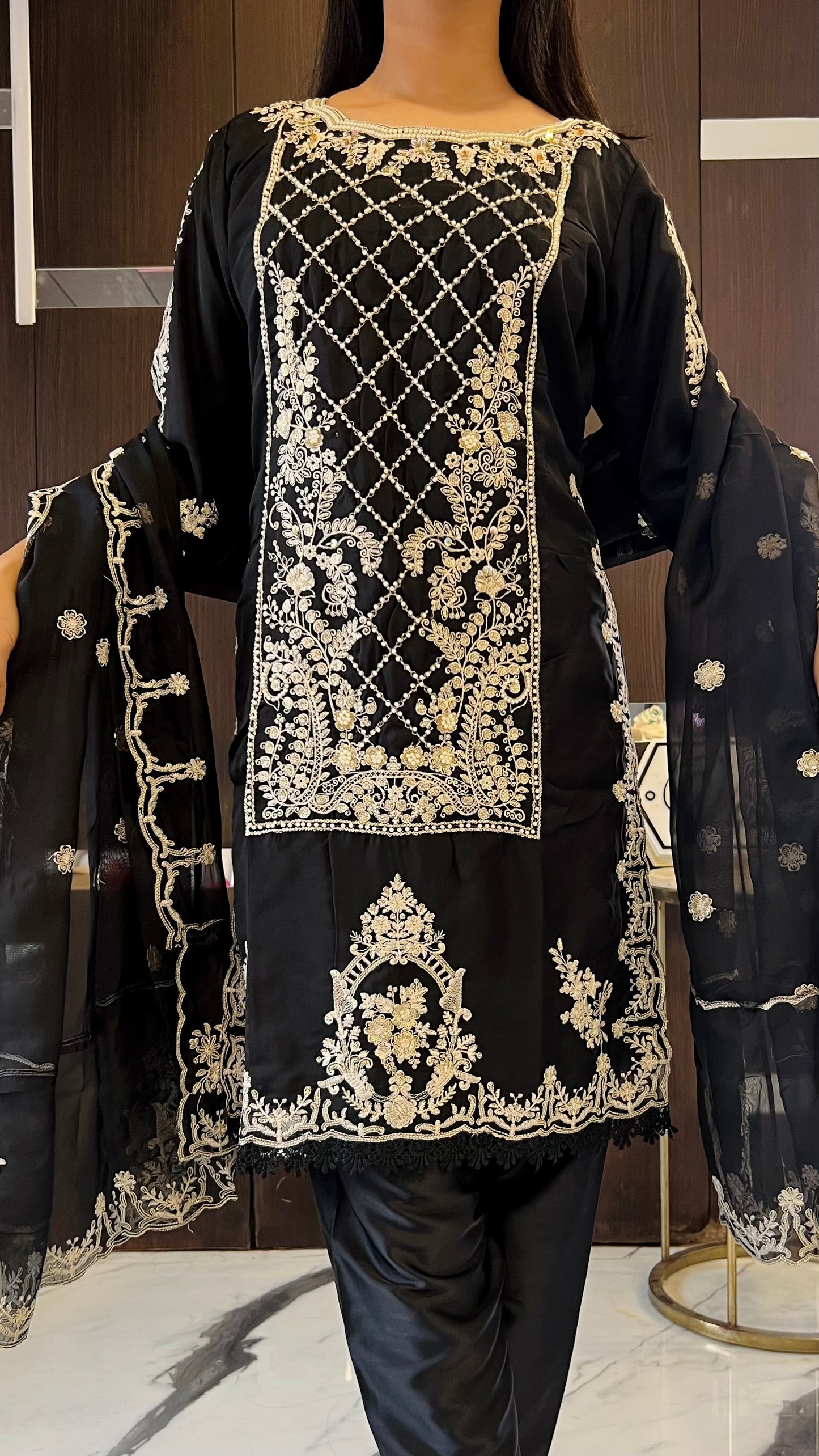 Nazm Pakistani Formal Set 23