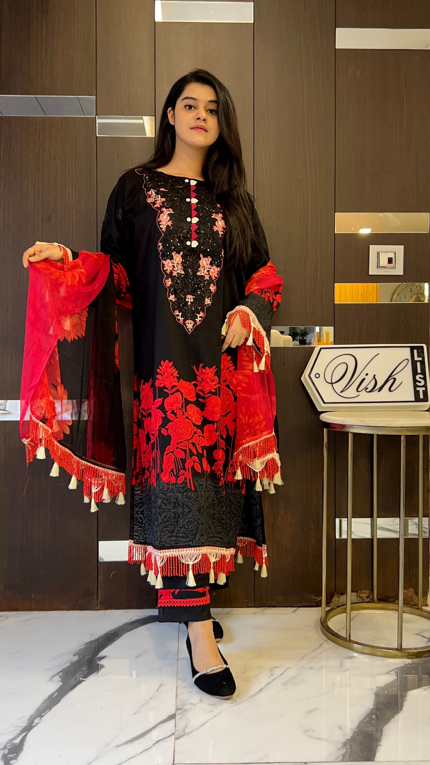 Kiswa Pakistani Lawn Set 13