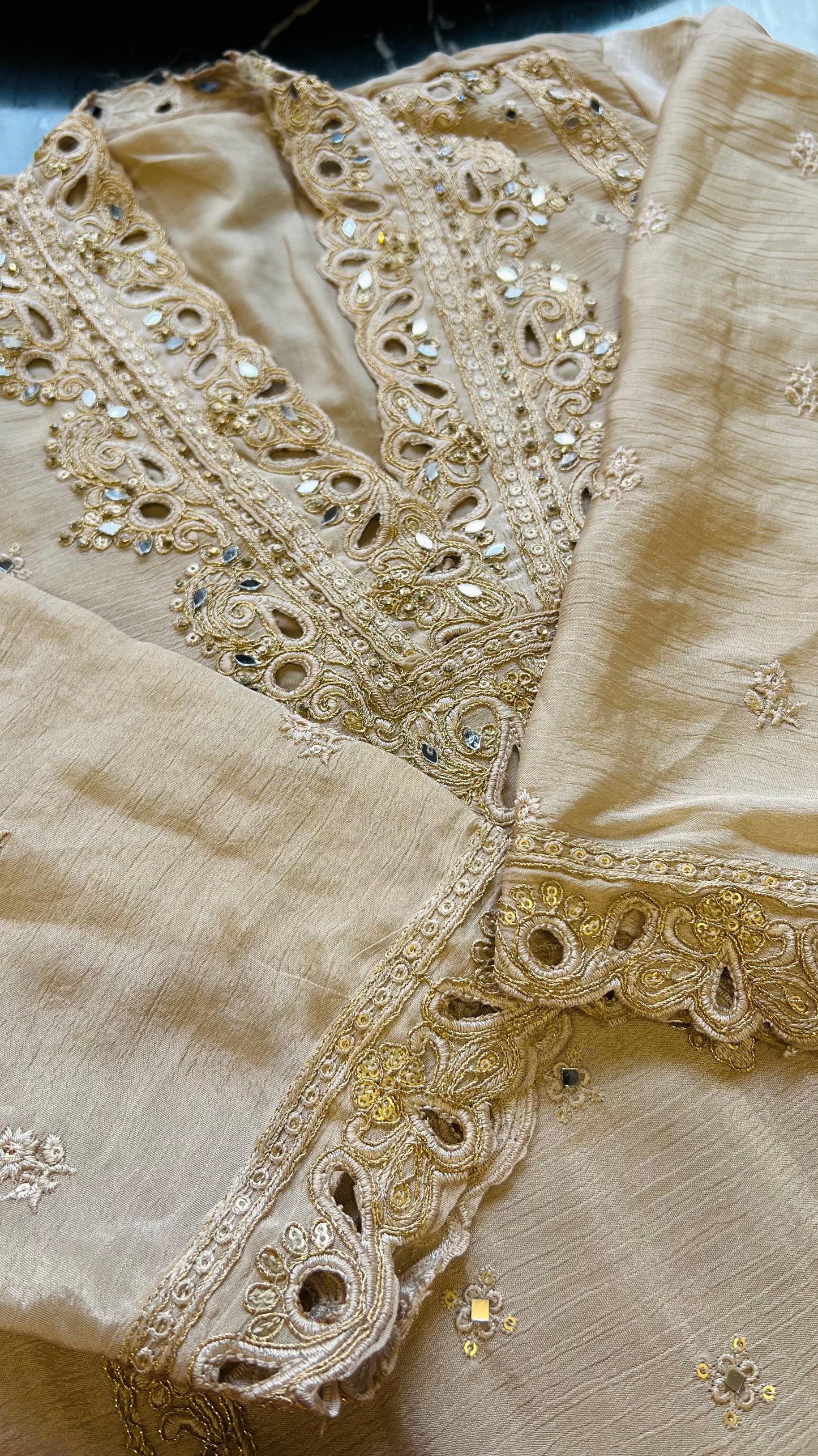 Safeera Pakistani Formal 11