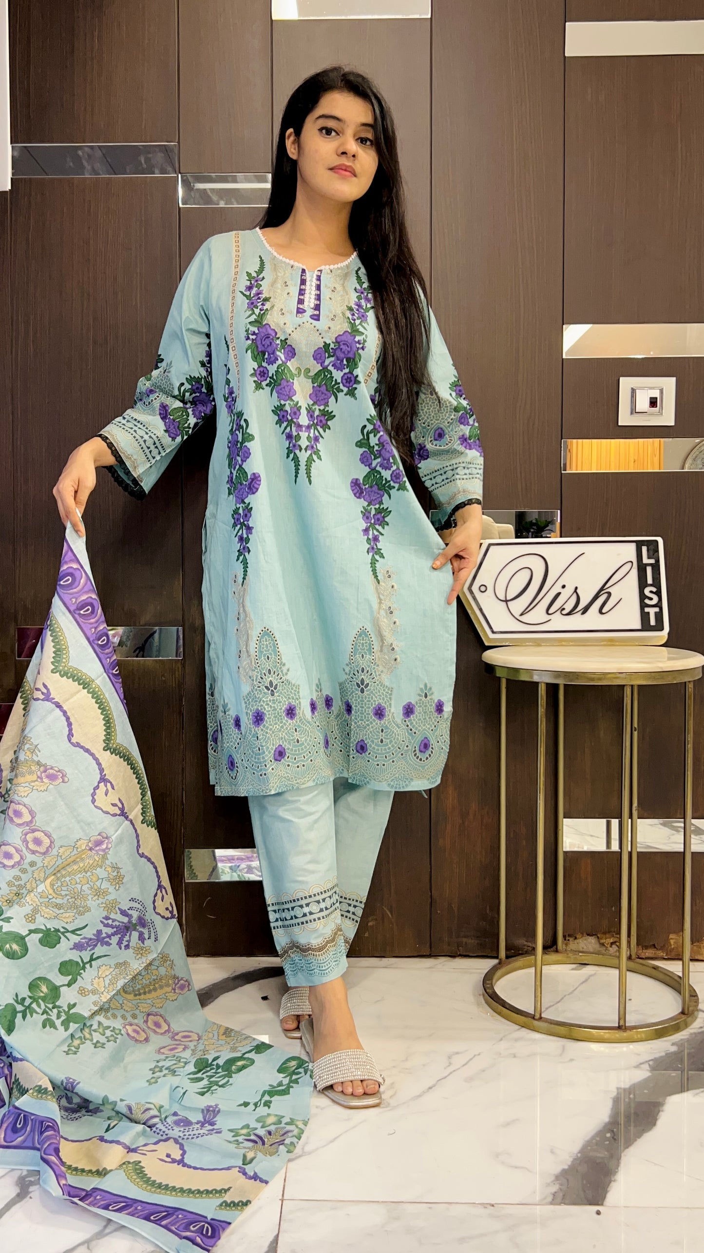 Nida Pakistani Lawn Set 03