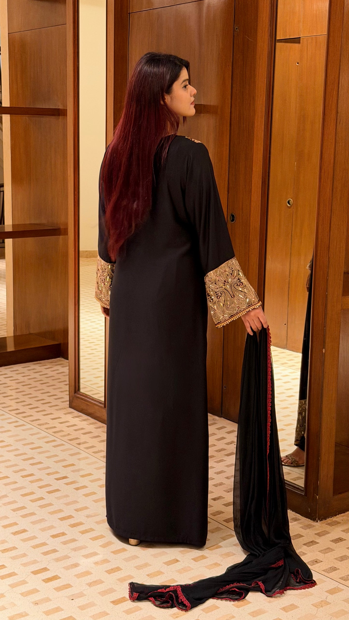 Farhana Kashmiri Pakistani Kaftan