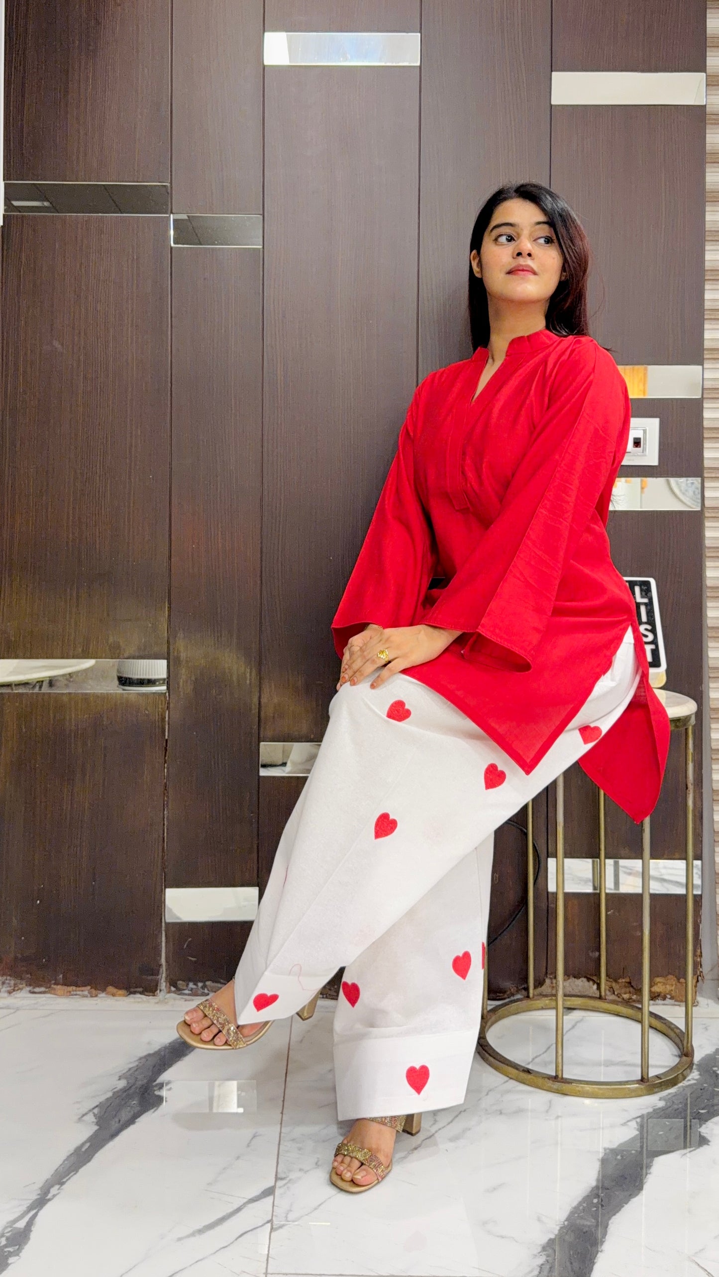Gul Pakistani Farshi Salwar Suit 15