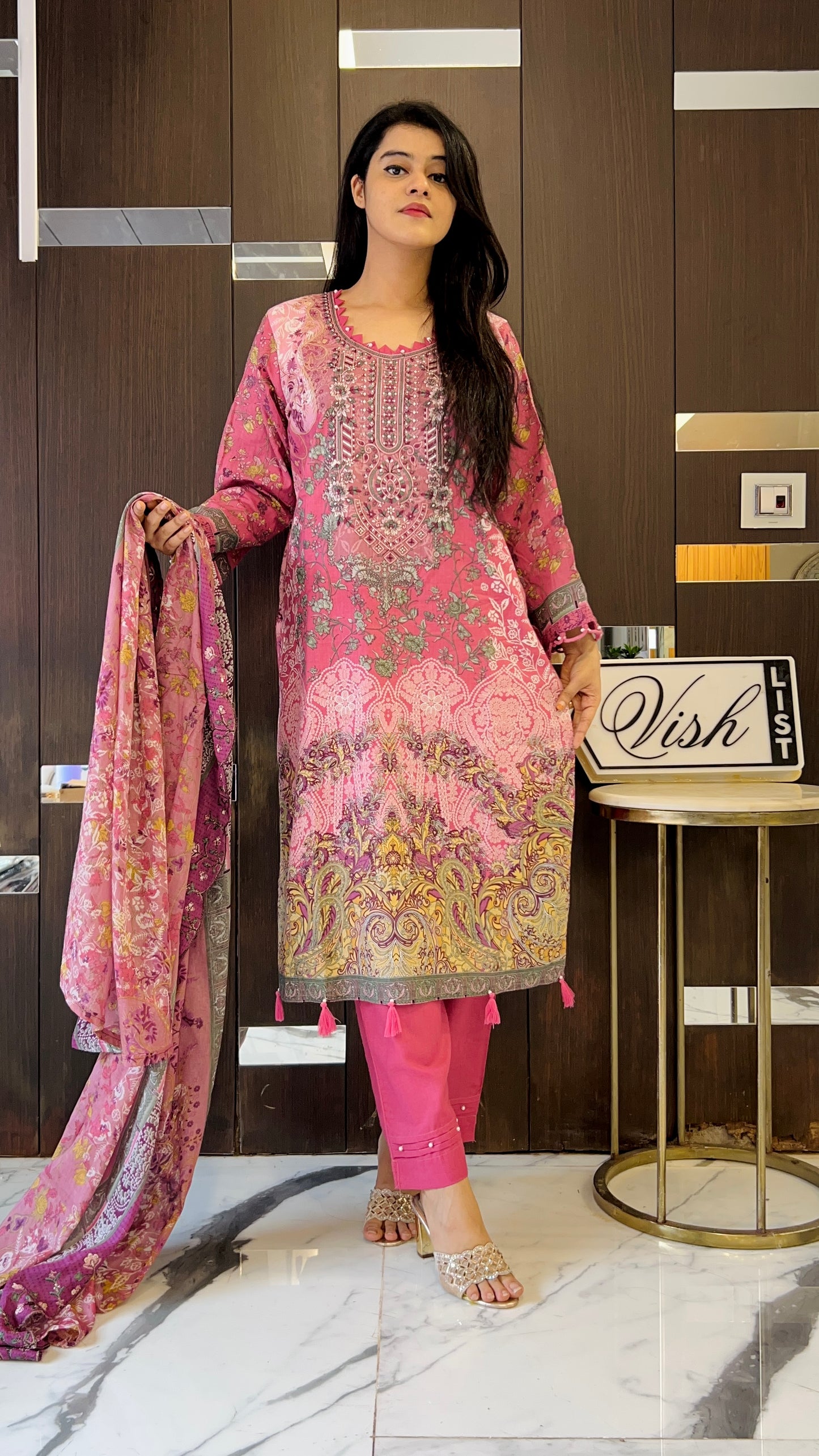 Nida Pakistani Lawn Set 21