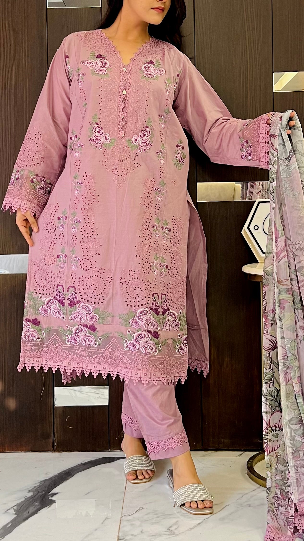 Hania Pakistani Luxe Lawn Set 02