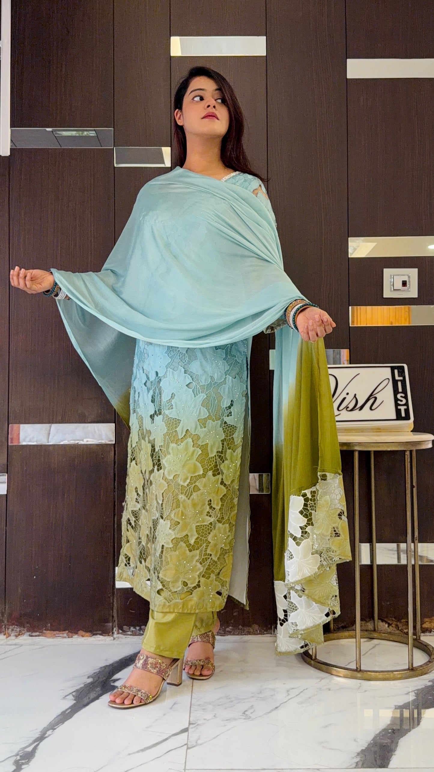 Hoor Pakistani Cutwork Suit 01