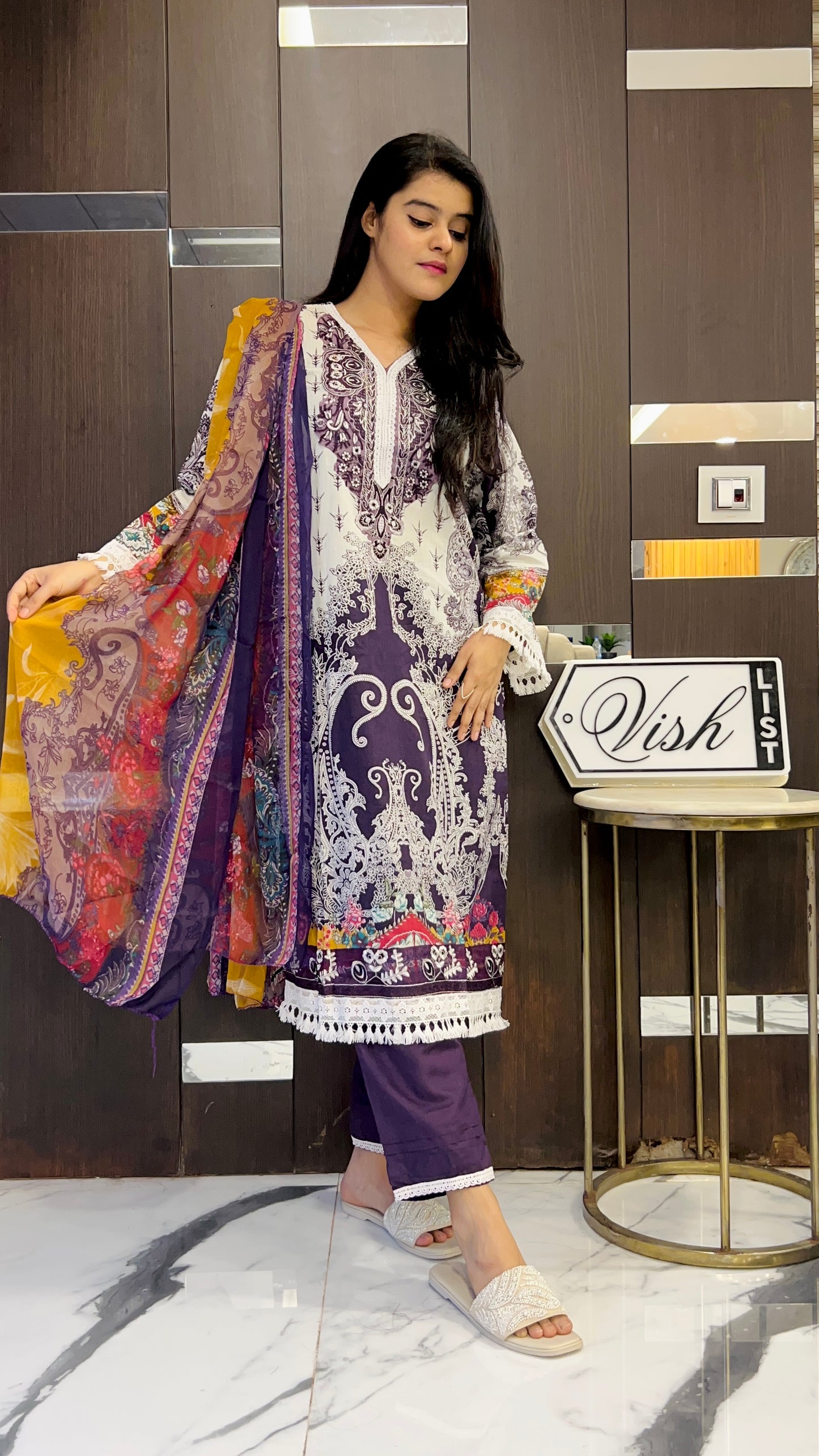 Sharjeena Pakistani Lawn Set 01