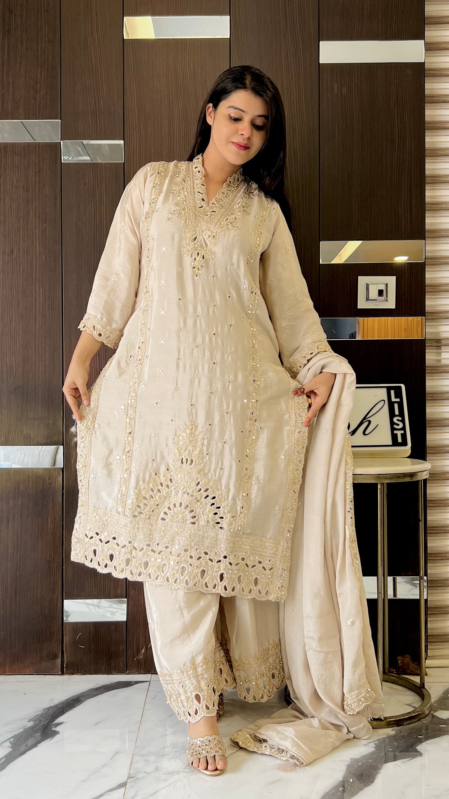 Safeera Pakistani Formal 11