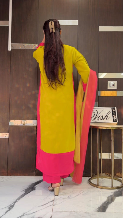Dureshehwar Pakistani Suit 01
