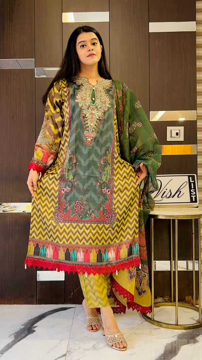 Mahira Pakistani Silk Set 07