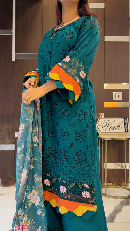 Raha Pakistani Luxe Lawn Set 13