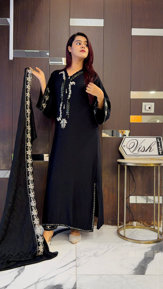 Pari Pakistani Kaftan Set 06
