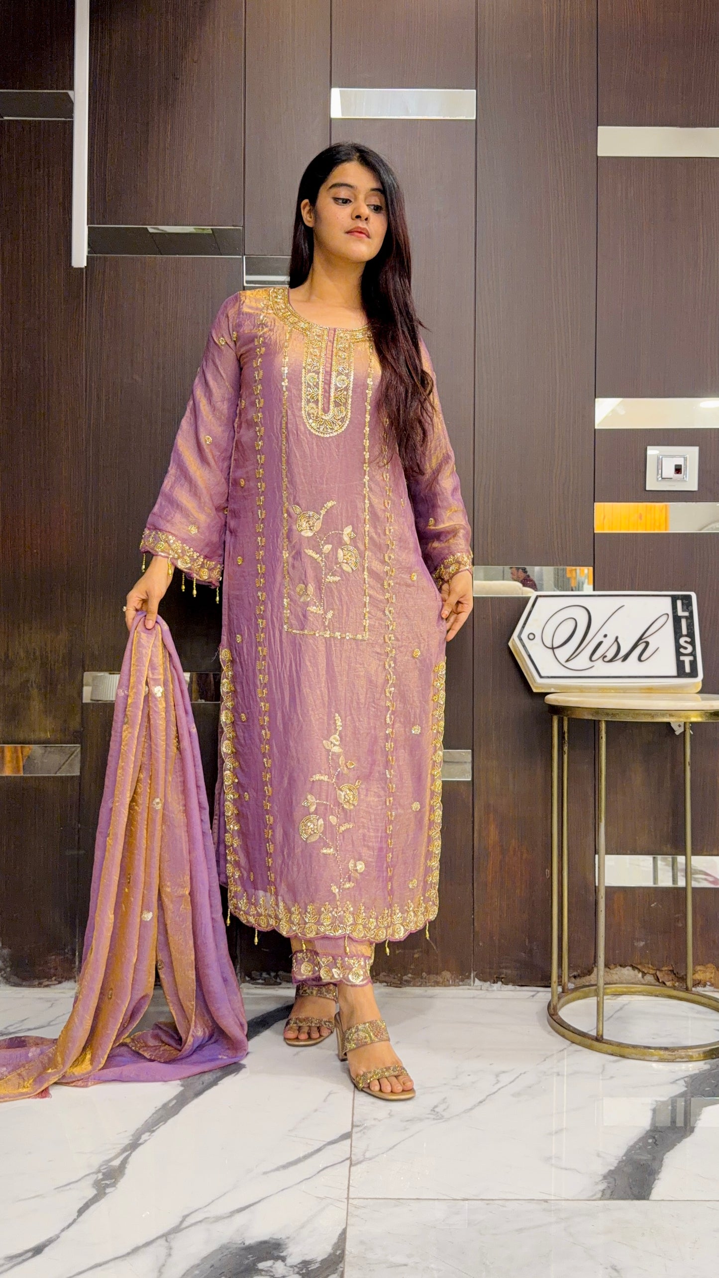 Mariyam Pakistani Formal Set 01