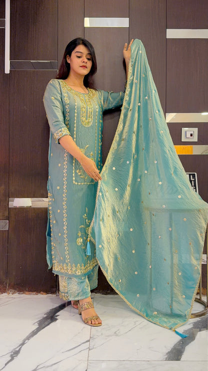Mariyam Pakistani Formal Set 02