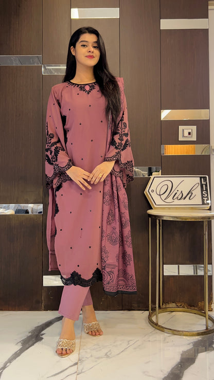 Zoya Semi-Formal Pakistani Suit 03