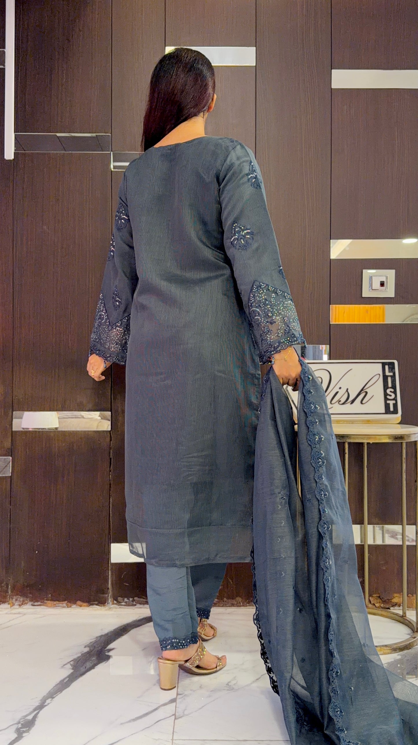 Mariyam Pakistani Formal Set 05