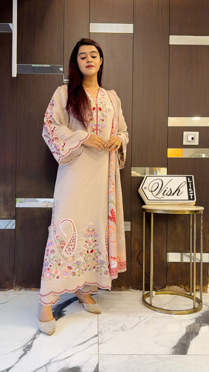 Pari Pakistani Kaftan Set 20