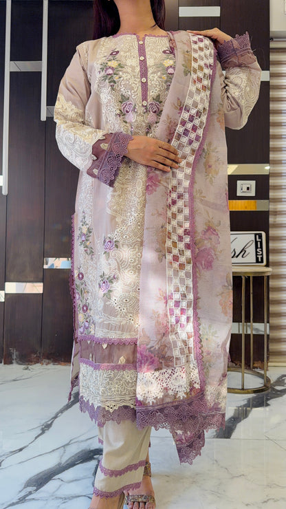 Anah Pakistani Lawn Set 07