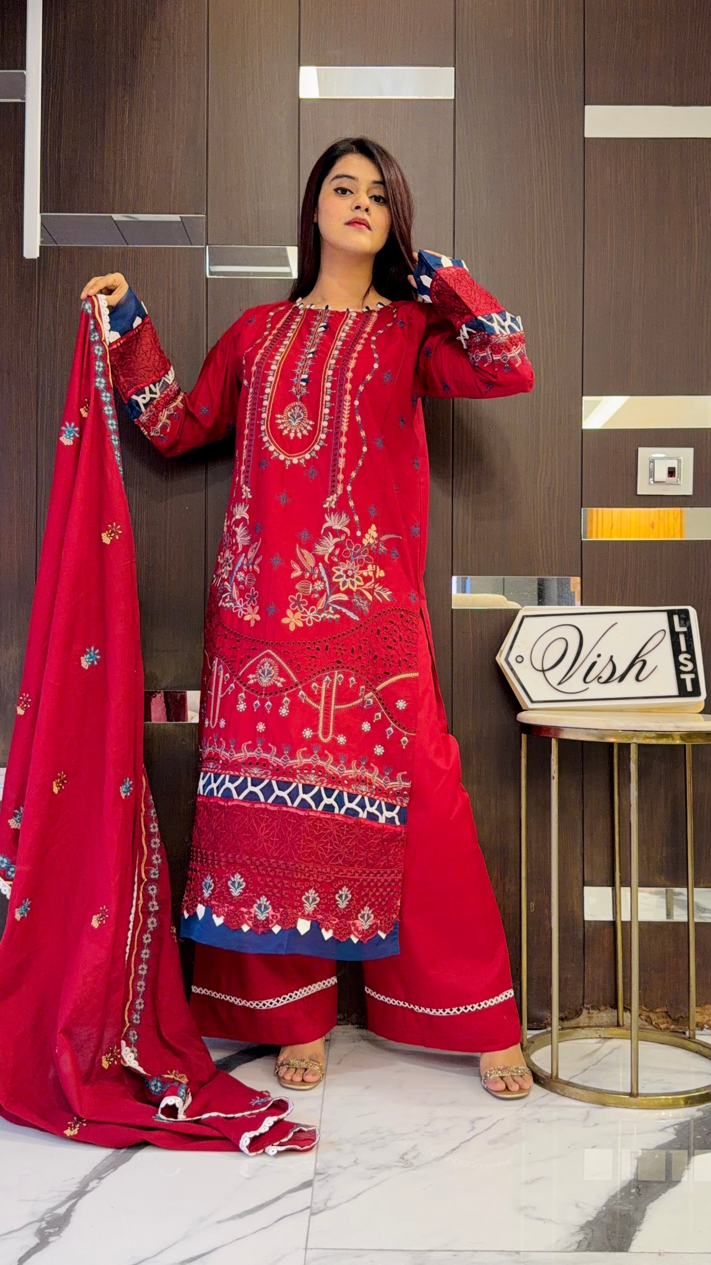 Yalina Pakistani Luxe Lawn Set 02