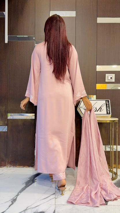 Pari Pakistani Kaftan Set 07