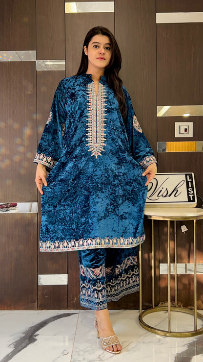 Hira Pakistani Crushed Velvet Suit 15 (Blue)