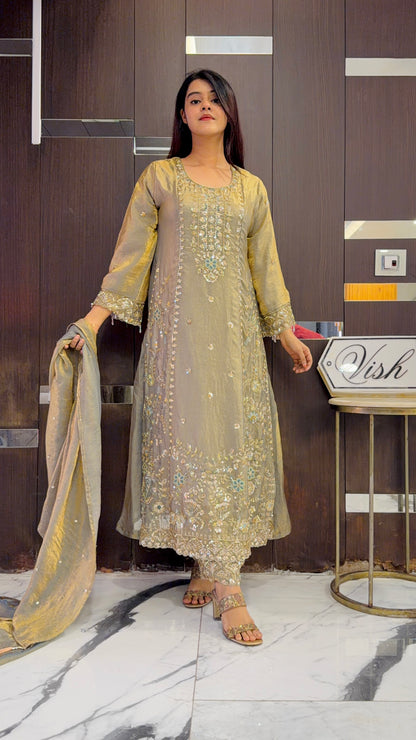 Mariyam Pakistani Formal Set 11
