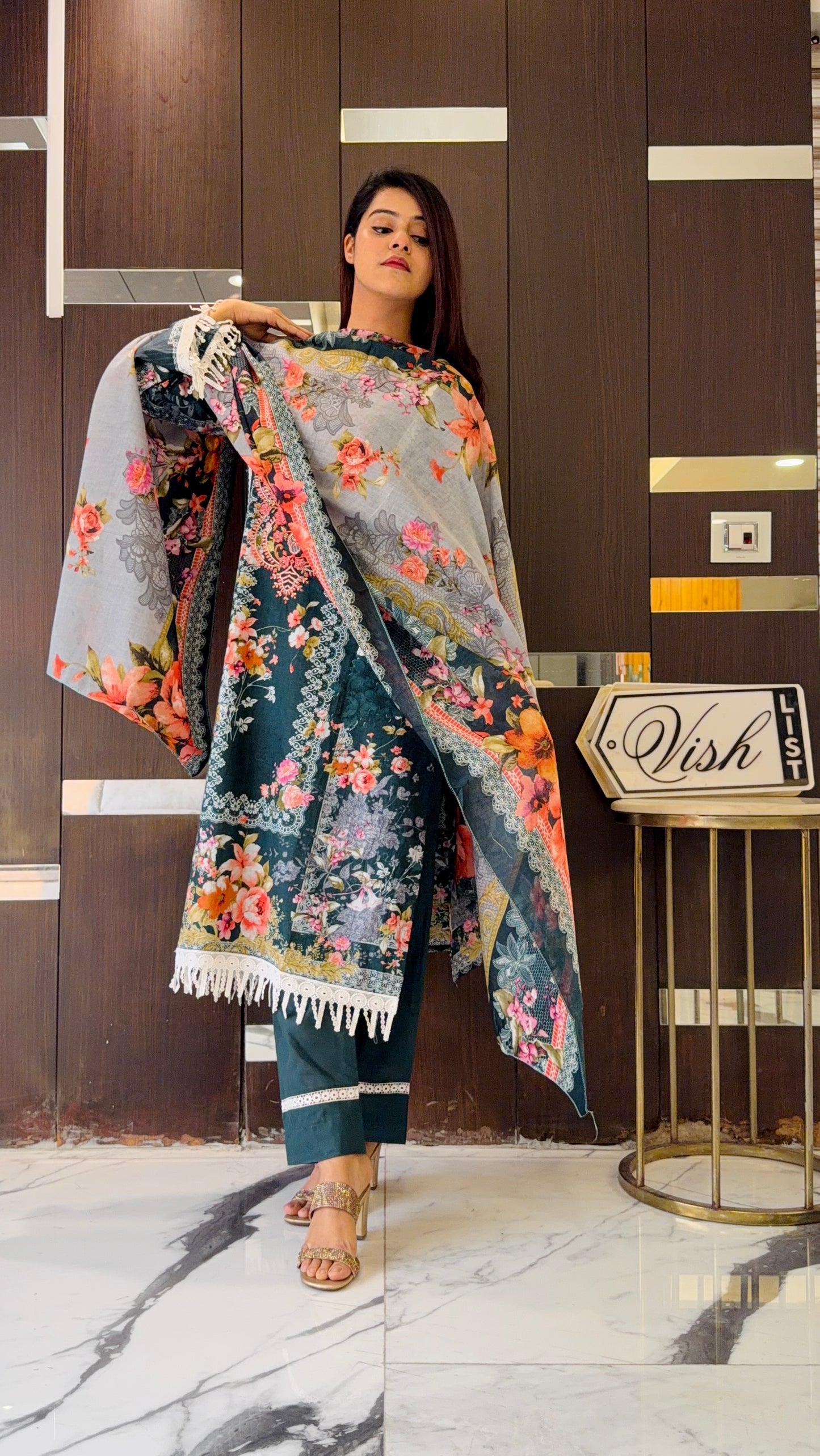 Raunak-e-Ramadan Pakistani Lawn Set 22