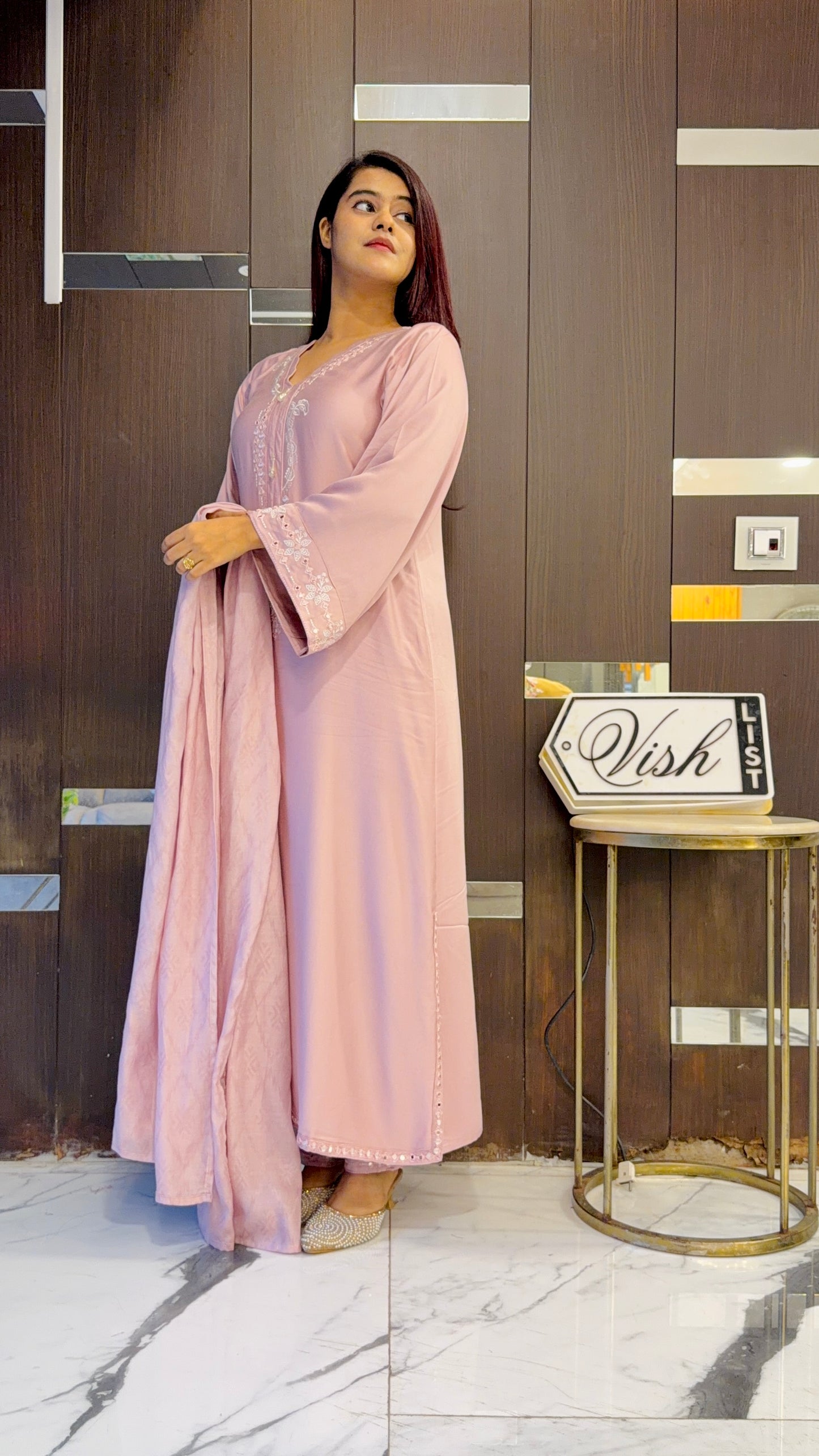Pari Pakistani Kaftan Set 07